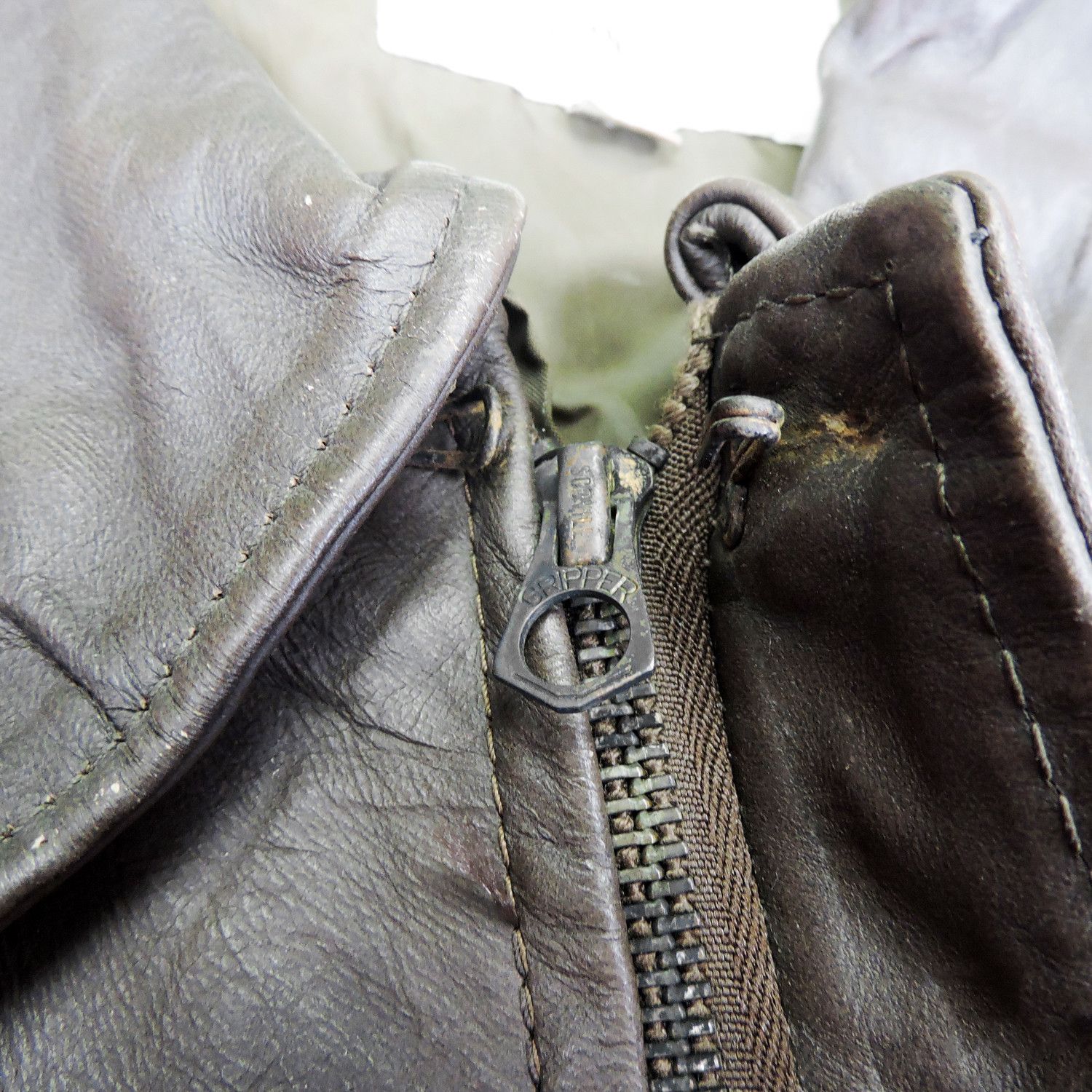 Other A2 U.S.A Air Force USAF Bomber Leather Jacket Size US L / EU 52-54 / 3 - 6 Thumbnail