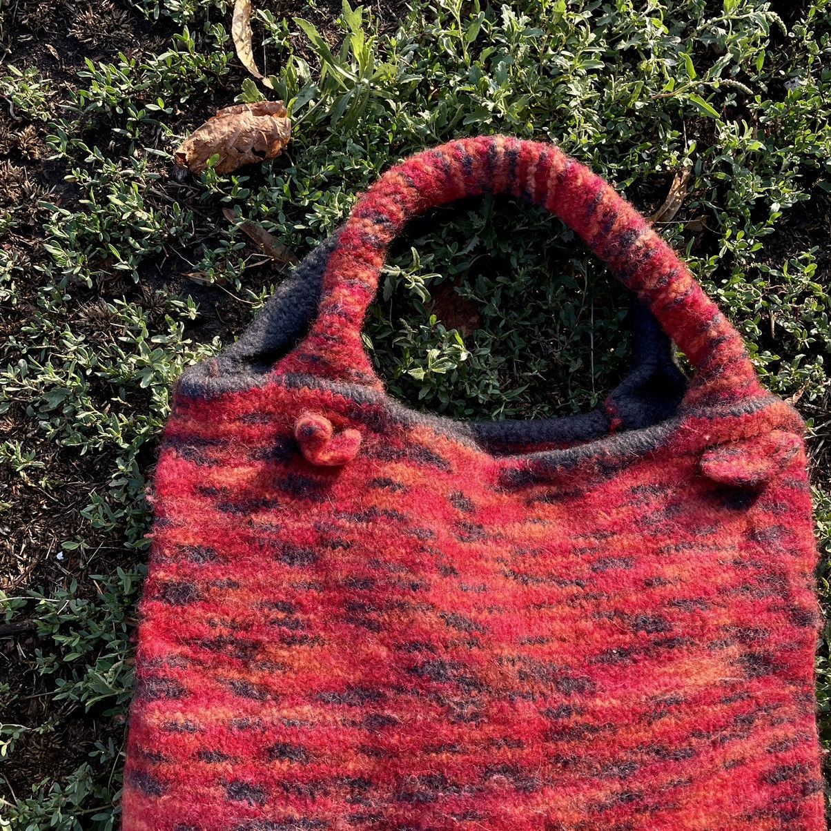 Vintage Vintage 90s Mohair Teddy Shopper Bag Grunge Red Logo Boxy OS Size ONE SIZE - 3 Thumbnail