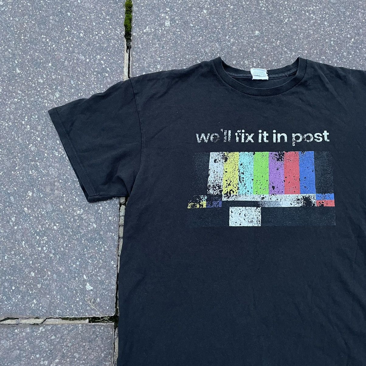 Gildan Vintage Y2K ADULT “ Fix It In Post “ Promo Grail Humor Tee Size US L / EU 52-54 / 3 - 3 Thumbnail