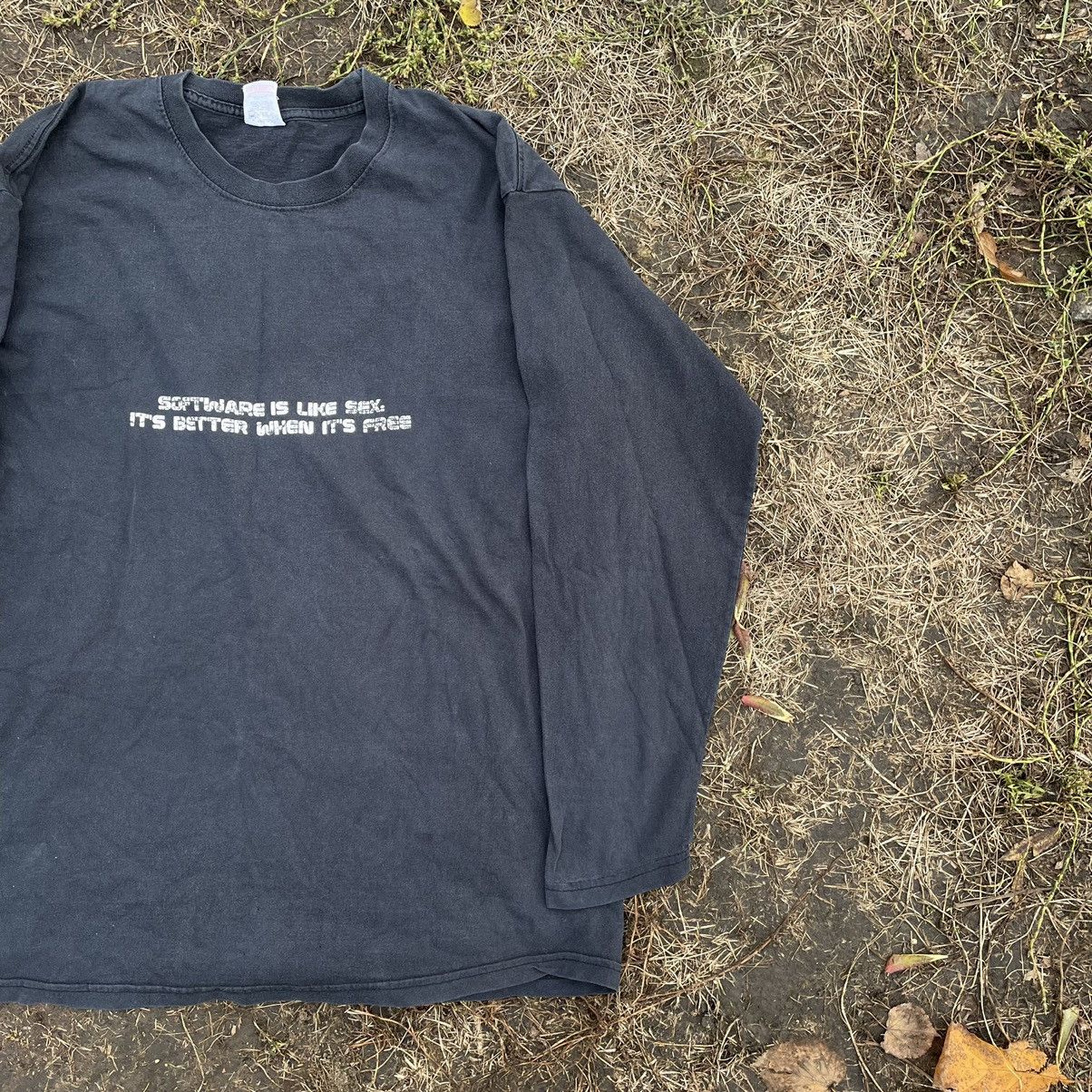 Vintage Vintage Y2K Graphic Tee Software Sex Promo Faded Black L Size US L / EU 52-54 / 3 - 2 Thumbnail