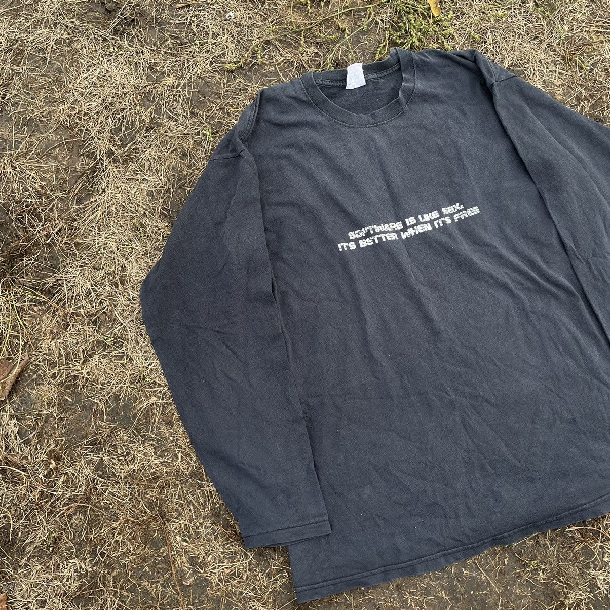 Vintage Vintage Y2K Graphic Tee Software Sex Promo Faded Black L Size US L / EU 52-54 / 3 - 4 Thumbnail