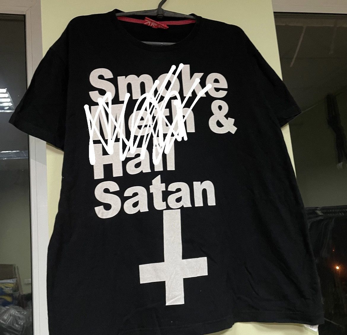 Vintage Vintage Y2K Graphic Tee Smoke Hail Satan Punk Streetwear M Size US M / EU 48-50 / 2 - 2 Thumbnail
