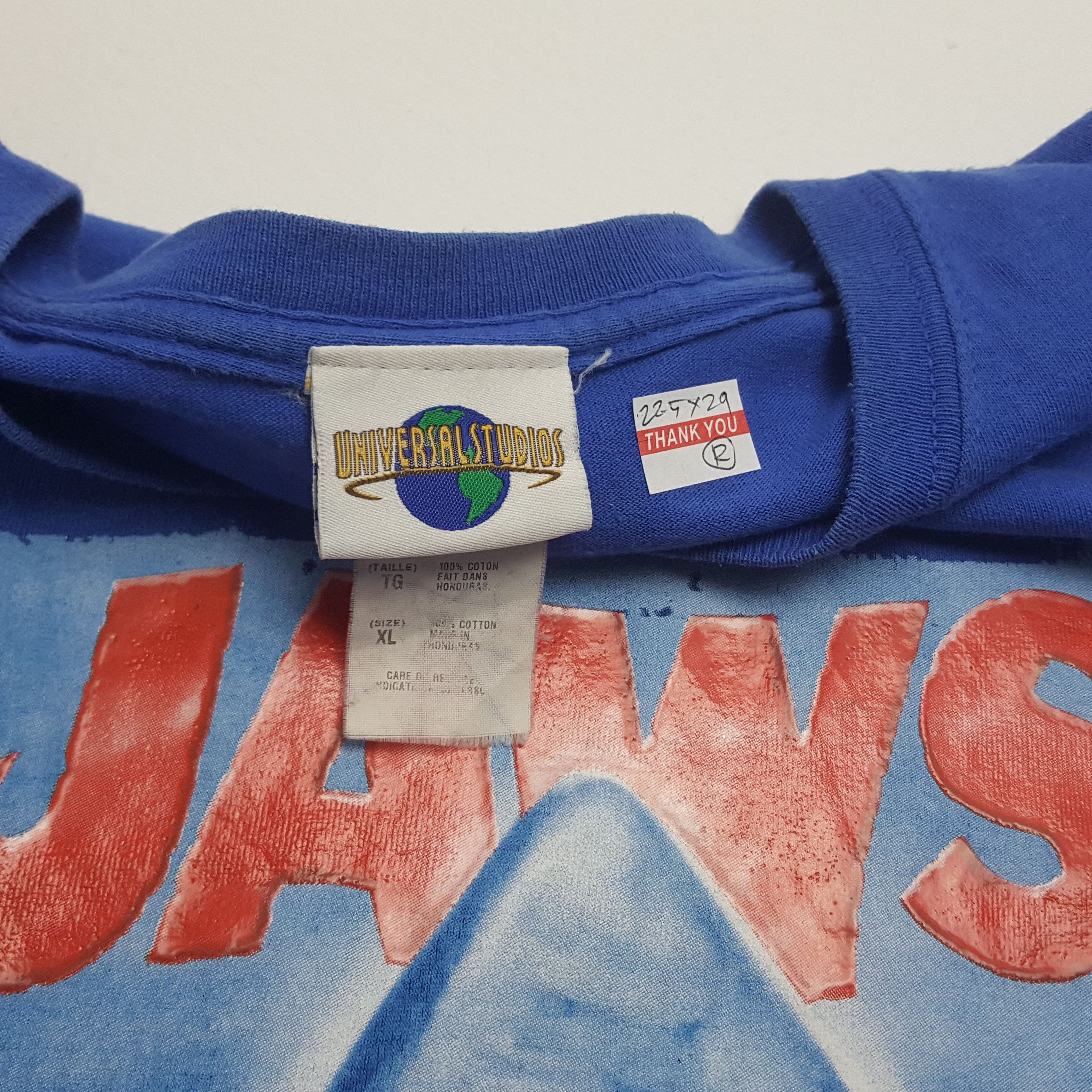 Universal Studios × Vintage Vintage JAWS Shark Horror Film Movie T-Shirt Size US XL / EU 56 / 4 - 4 Thumbnail