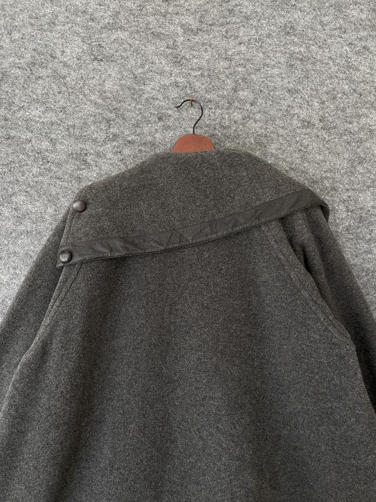 Christian Dior Monsieur CHRISTIAN DIOR PRET A PORTER CLOAK Size US L / EU 52-54 / 3 - 4 Thumbnail