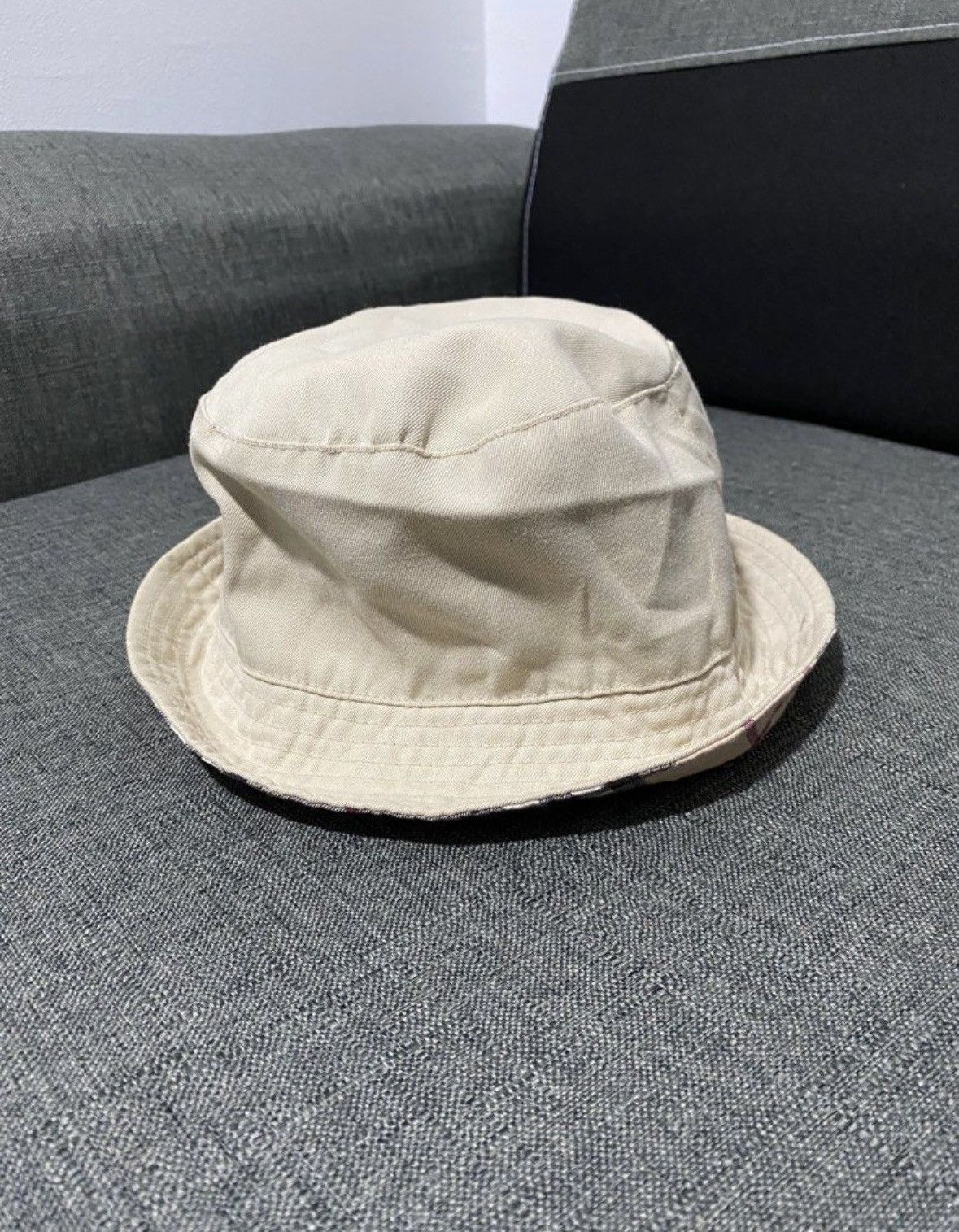 Burberry 🔥Vintage🔥 Burberrys Nova Check Reversible Bucket Hat Size ONE SIZE - 5 Thumbnail