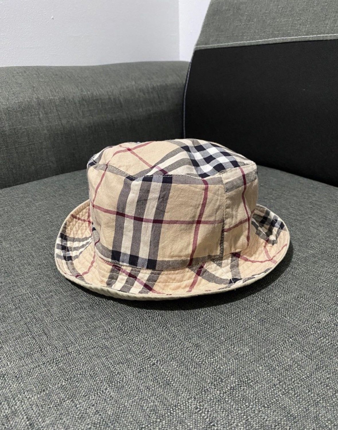Burberry 🔥Vintage🔥 Burberrys Nova Check Reversible Bucket Hat Size ONE SIZE - 3 Thumbnail