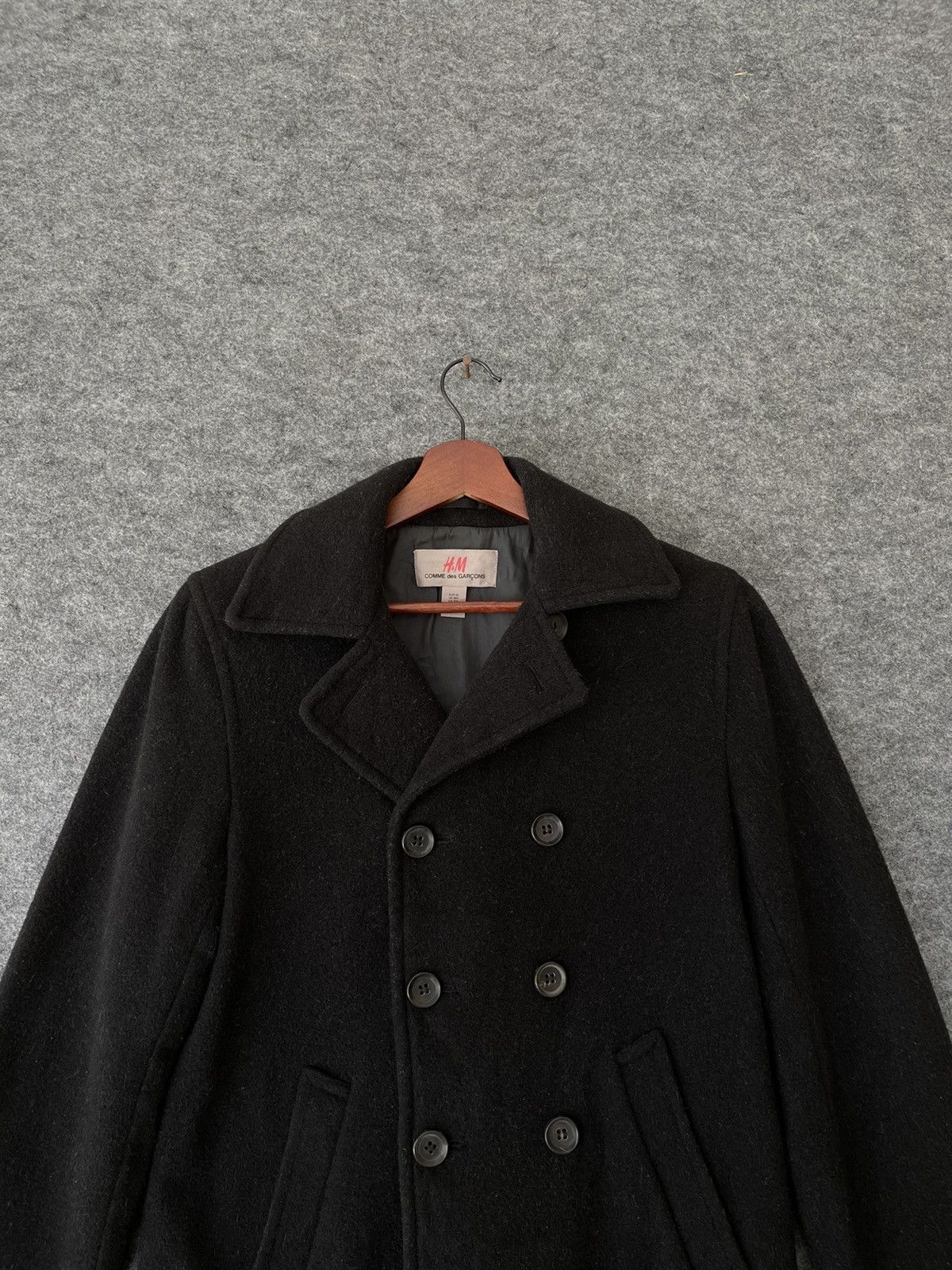 Comme des Garcons × H&M COMME DES GARÇONS x H&M BLACK JACKET Size ONE SIZE - 2 Thumbnail