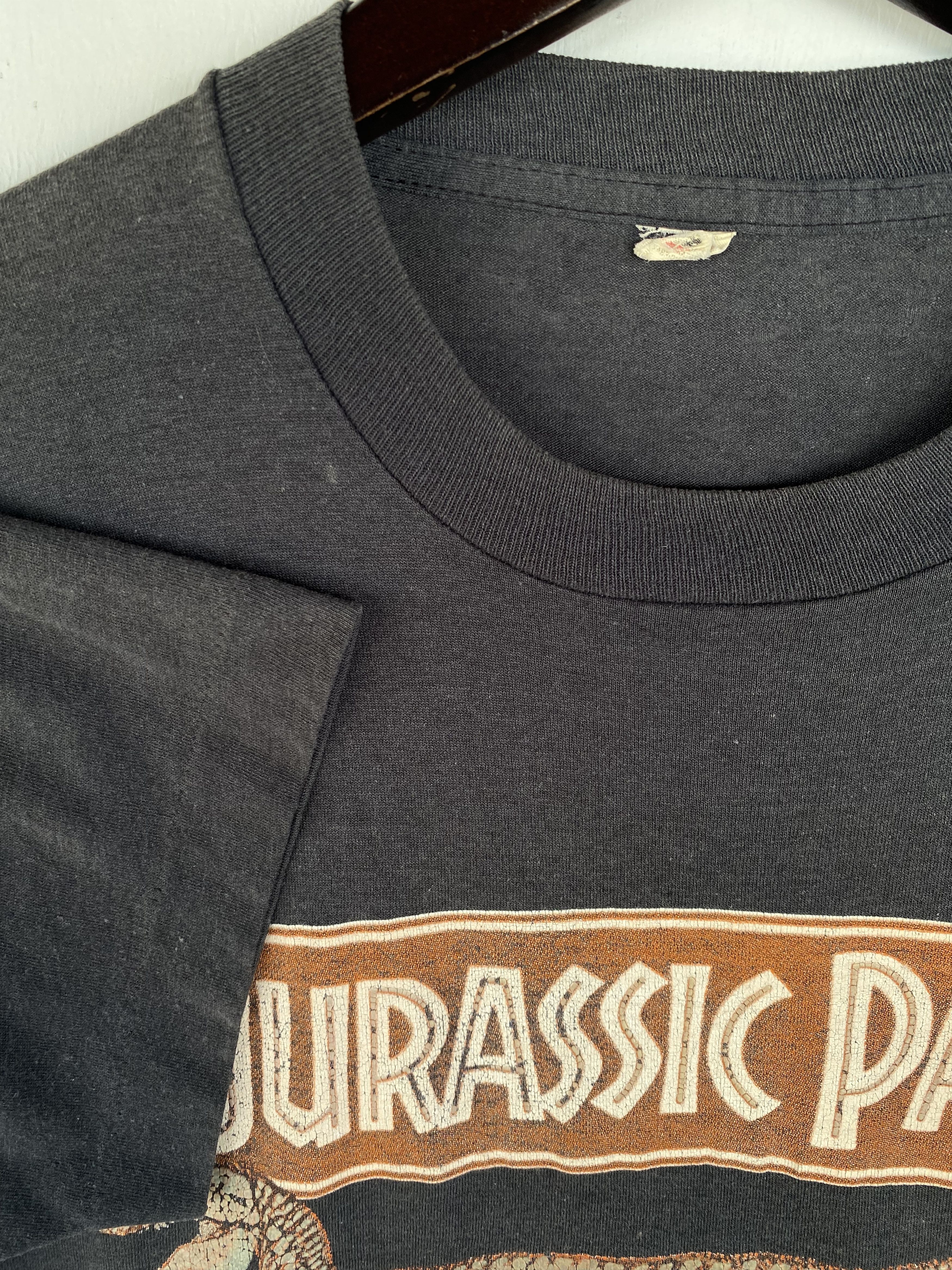 Vintage 💥VINTAGE JURASSIC PARK Movie rare tee shirt Size US S / EU 44-46 / 1 - 2 Thumbnail