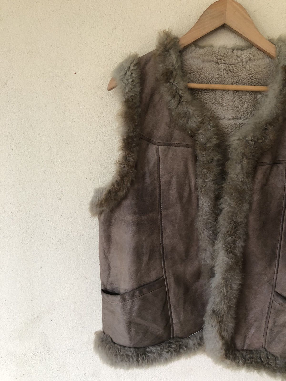 Genuine Leather Vintage Shearling Leather Vest Size US M / EU 48-50 / 2 - 3 Thumbnail