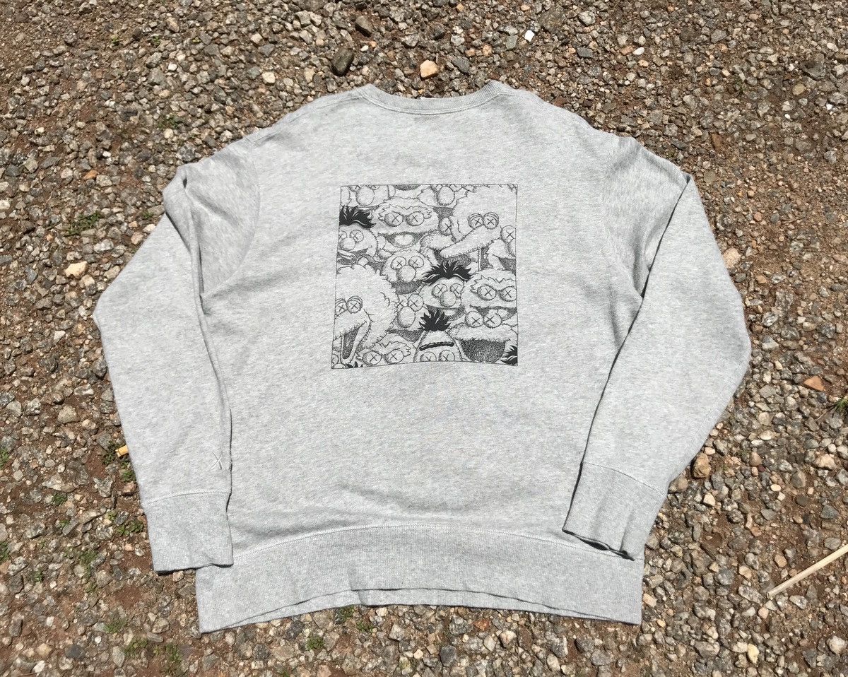 Japanese Brand SS2016 ut collection x kaws x sesame street collaborations Size US M / EU 48-50 / 2 - 7 Thumbnail