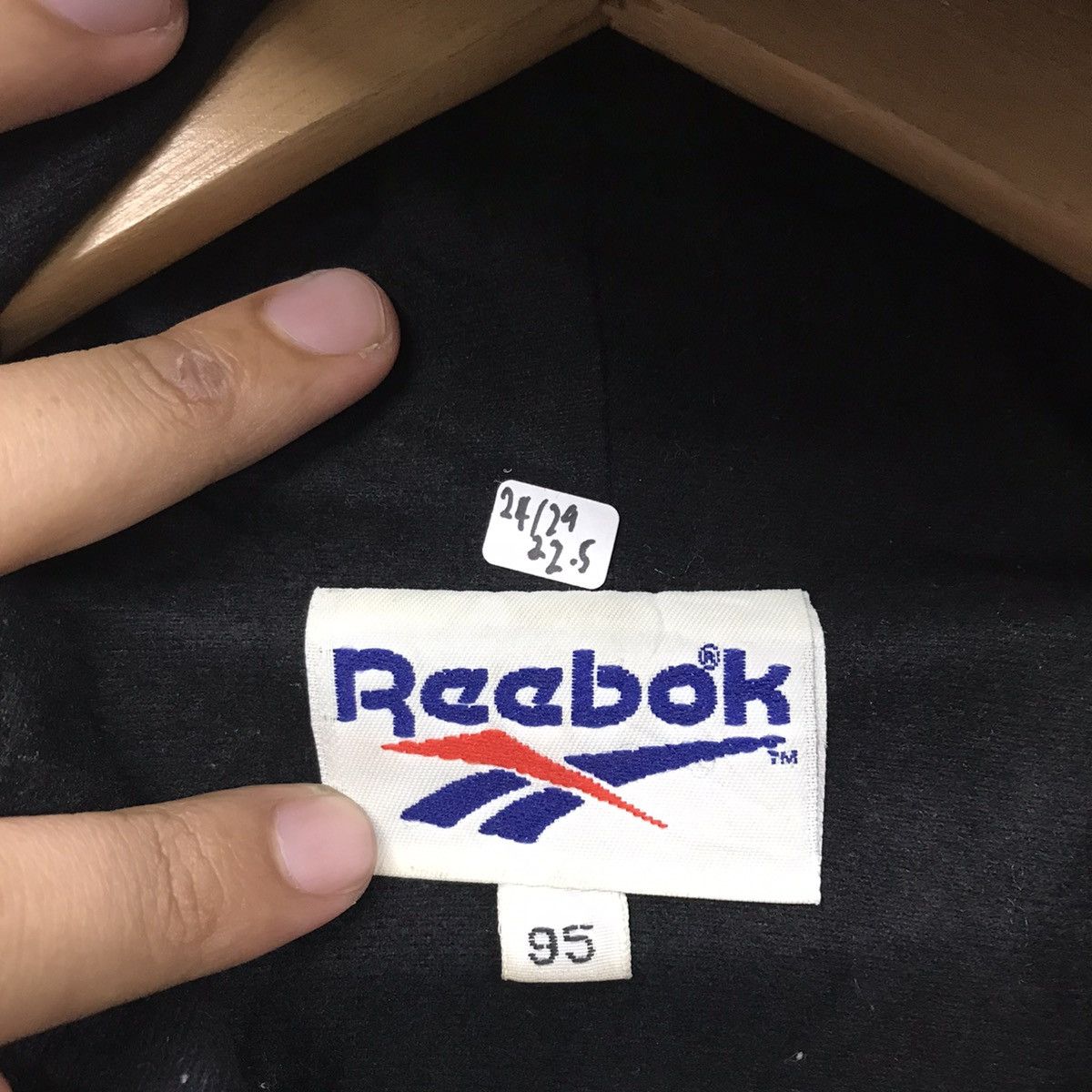 Reebok × Vintage Rare!! Vintage Reebok Fullprint Windbreaker Size US L / EU 52-54 / 3 - 18 Thumbnail