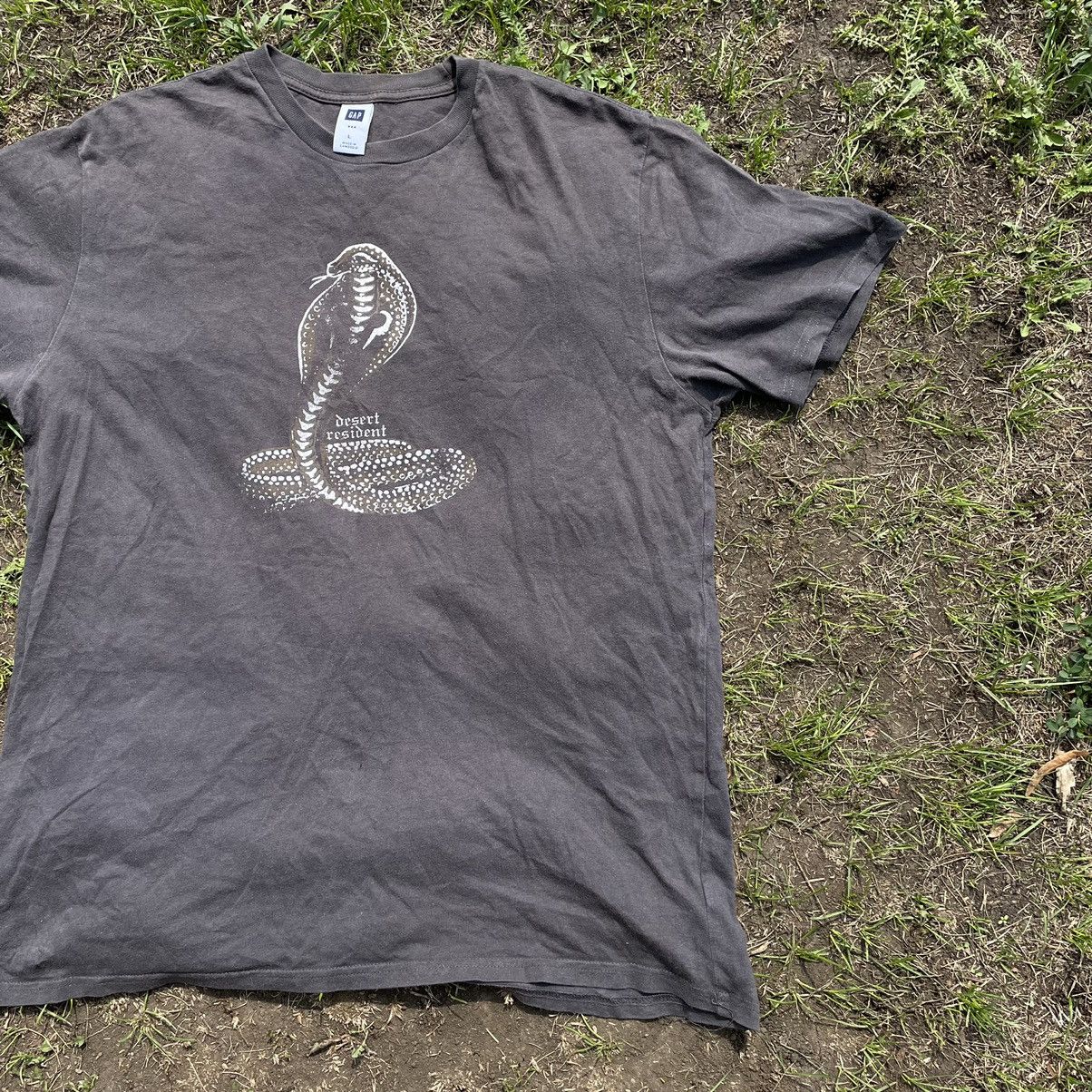 Gap Vintage Y2K Snake Gap Horror Tee Yeeazy Streetwear Kanye Size US L / EU 52-54 / 3 - 2 Thumbnail