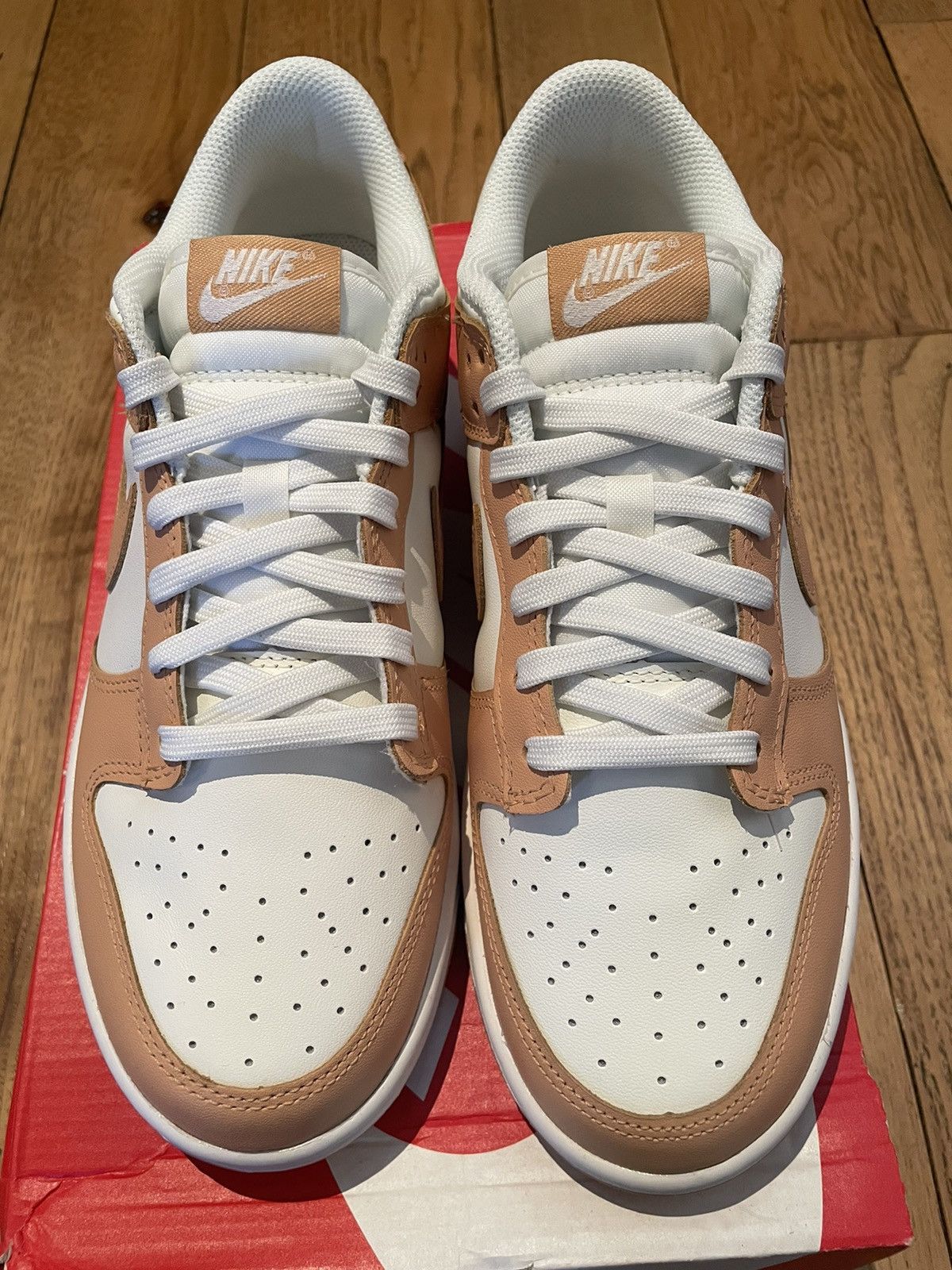 Nike Nike Dunk Low Harvest Moon 2022 Size US 8 / EU 41 - 3 Thumbnail