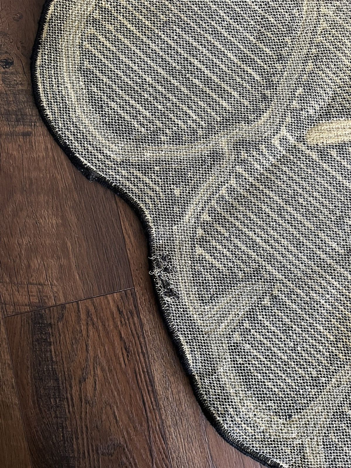 Gallery1950 2008 Kaws Original Fake Soft Skull Rug Large size Size ONE SIZE - 3 Thumbnail