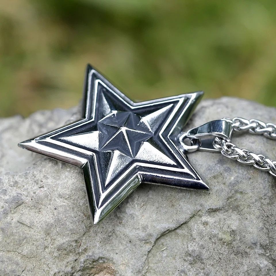 Jewelry Five-Pointed Star Chain Pendant Necklace Size ONE SIZE - 2 Thumbnail