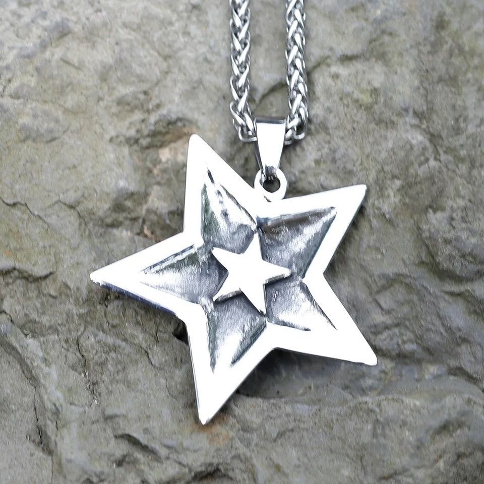 Jewelry Five-Pointed Star Chain Pendant Necklace Size ONE SIZE - 3 Thumbnail