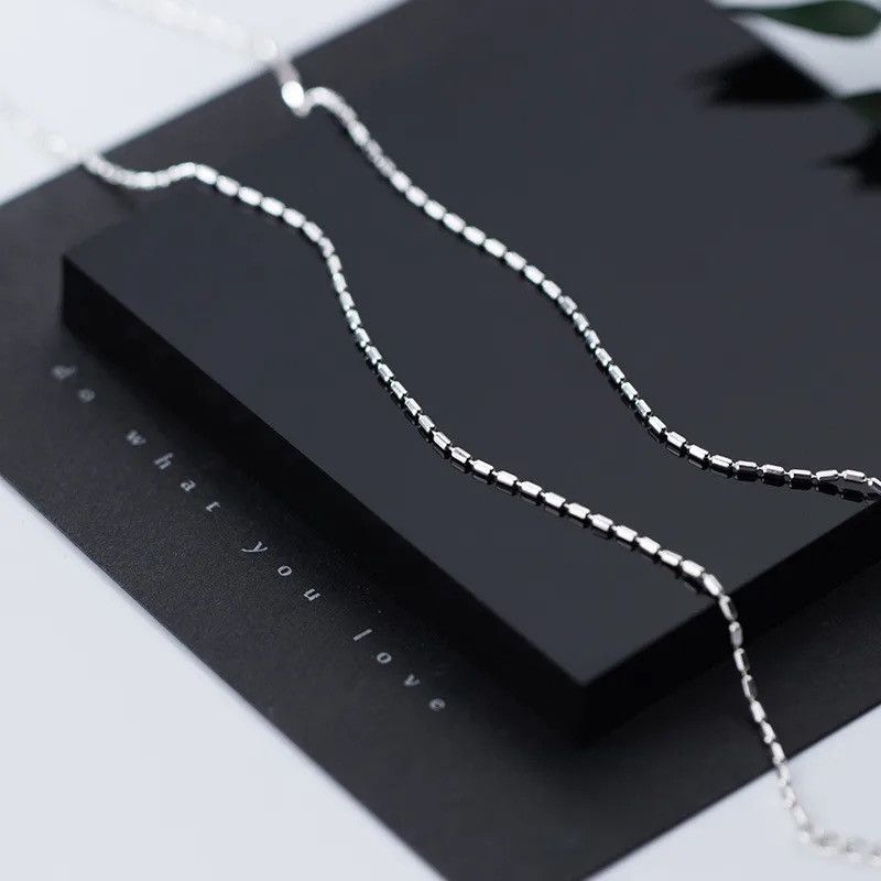 Jewelry Minimalist Glossy Long Bead Charm Bracelet Size ONE SIZE - 3 Thumbnail