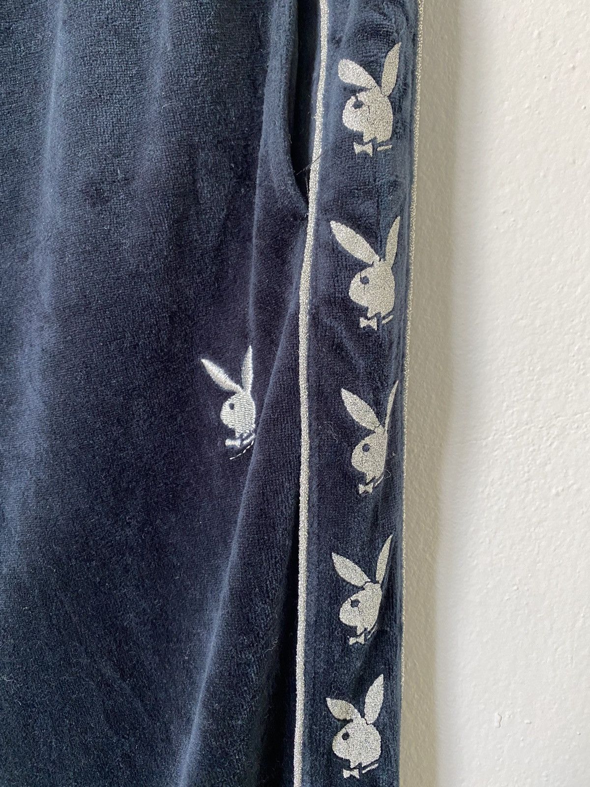 Playboy vintage 90s playboy velvet sidetape track bottom wide legs Size US 32 / EU 48 - 5 Thumbnail