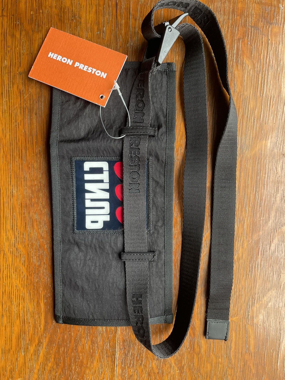 Heron Preston Heron Preston CTNMb industrial strap wallet Size ONE SIZE - 3 Thumbnail