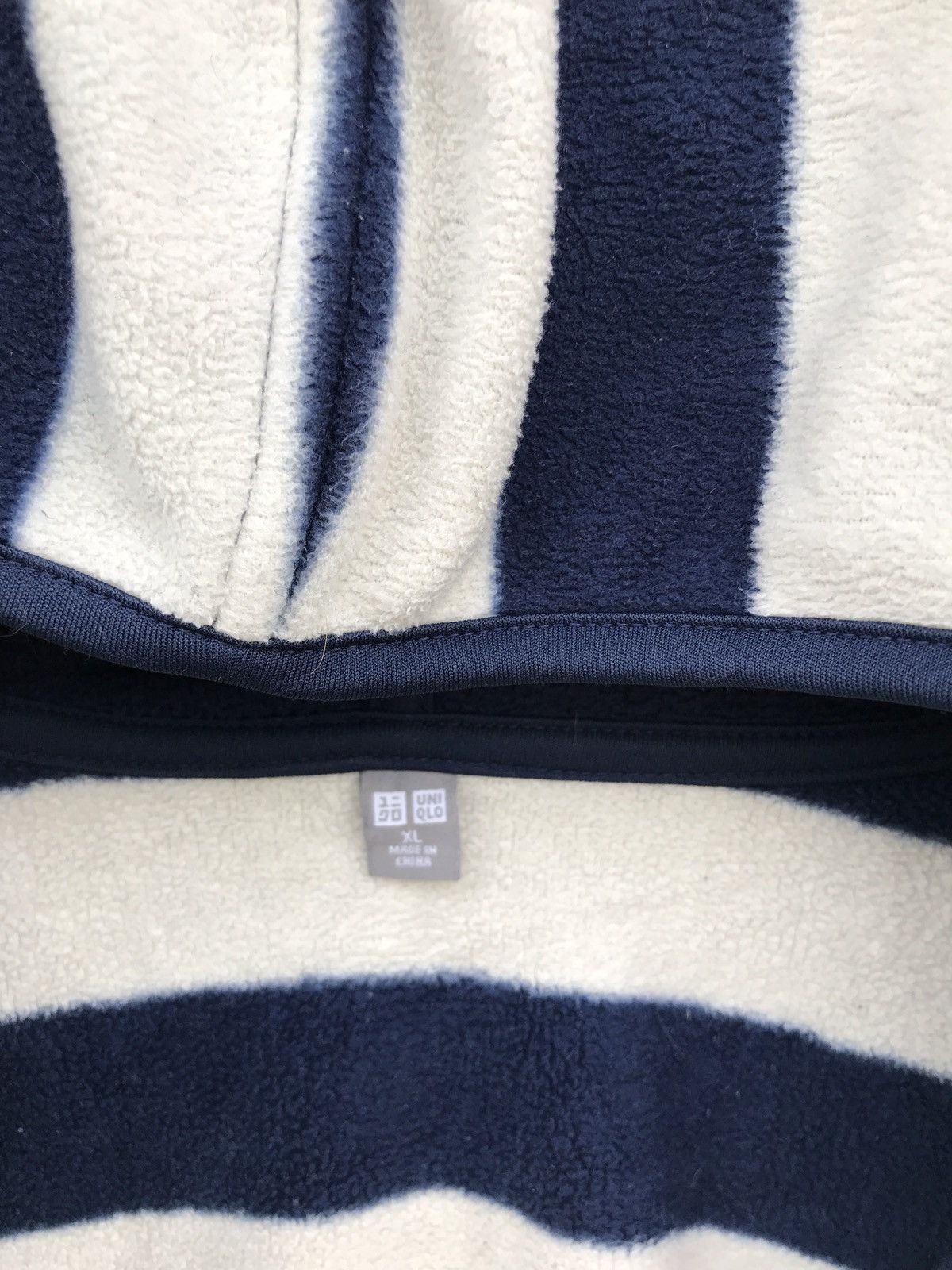 Uniqlo Uniqlo Stripes Fleece Zipper Hoodie Jacket Size US S / EU 44-46 / 1 - 3 Thumbnail