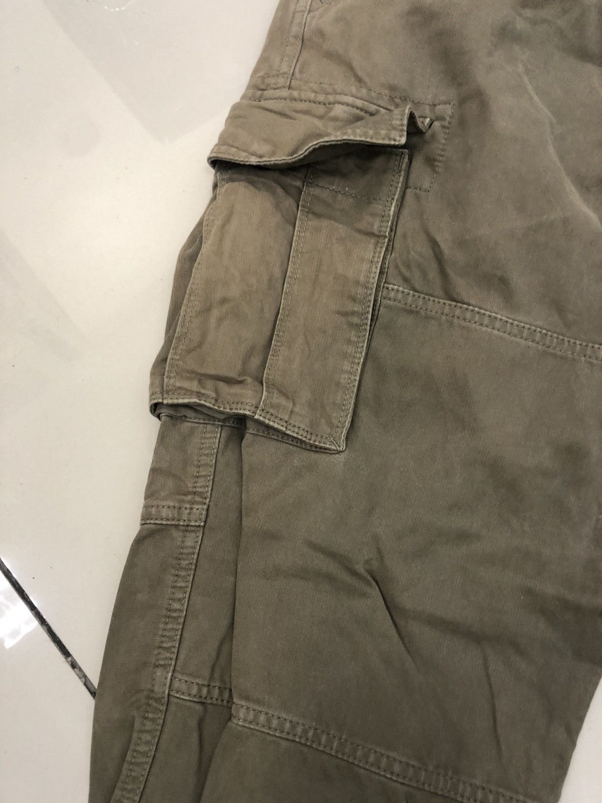 Japanese Brand × Uniqlo Uniqlo cargo/multipocket pants sun Faded Distressed Size US 36 / EU 52 - 4 Thumbnail
