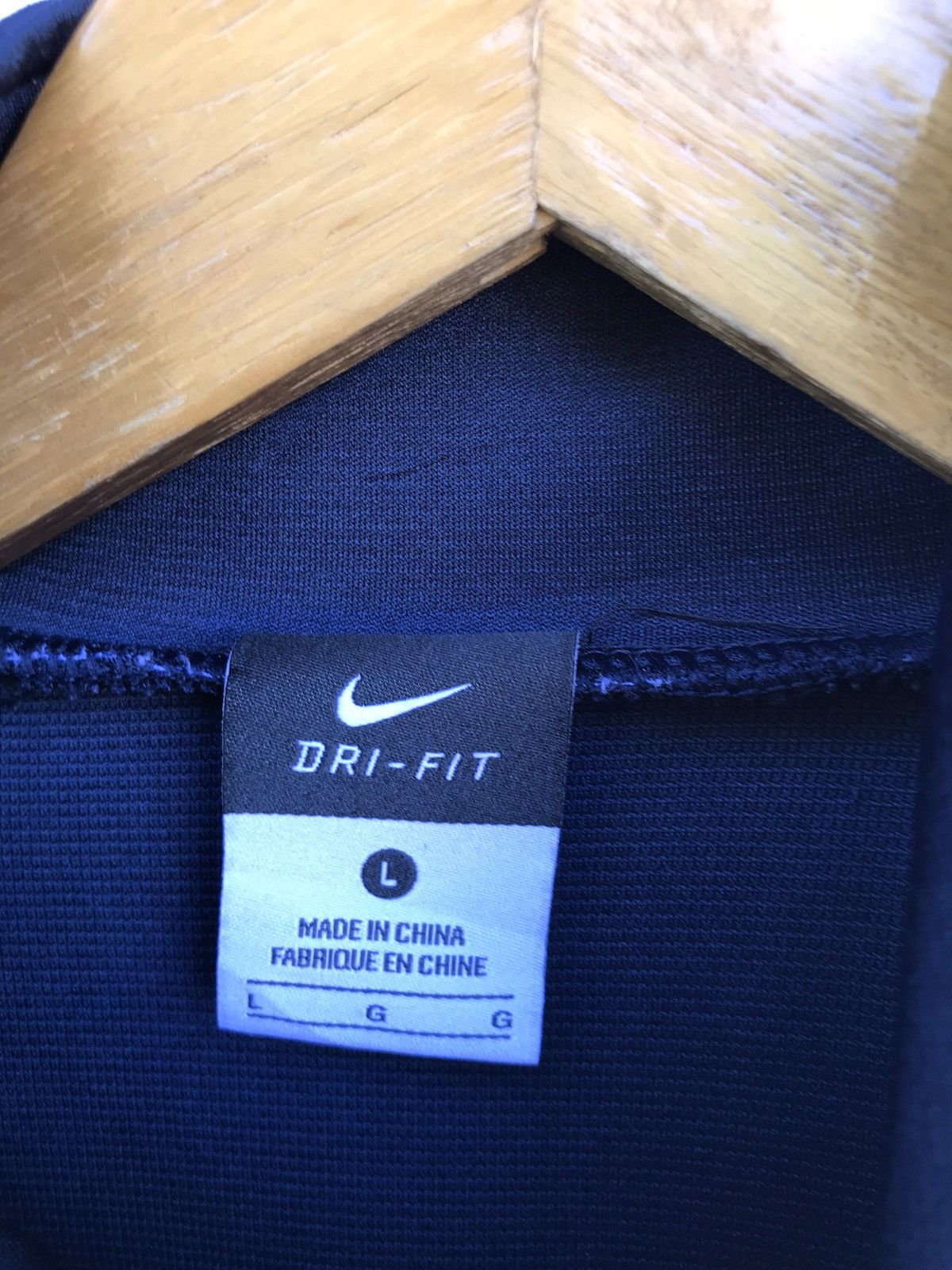 Nike Vintage Nike Side Tape Logo Tracksuit Sport Jogging Outdoor Size US S / EU 44-46 / 1 - 3 Thumbnail