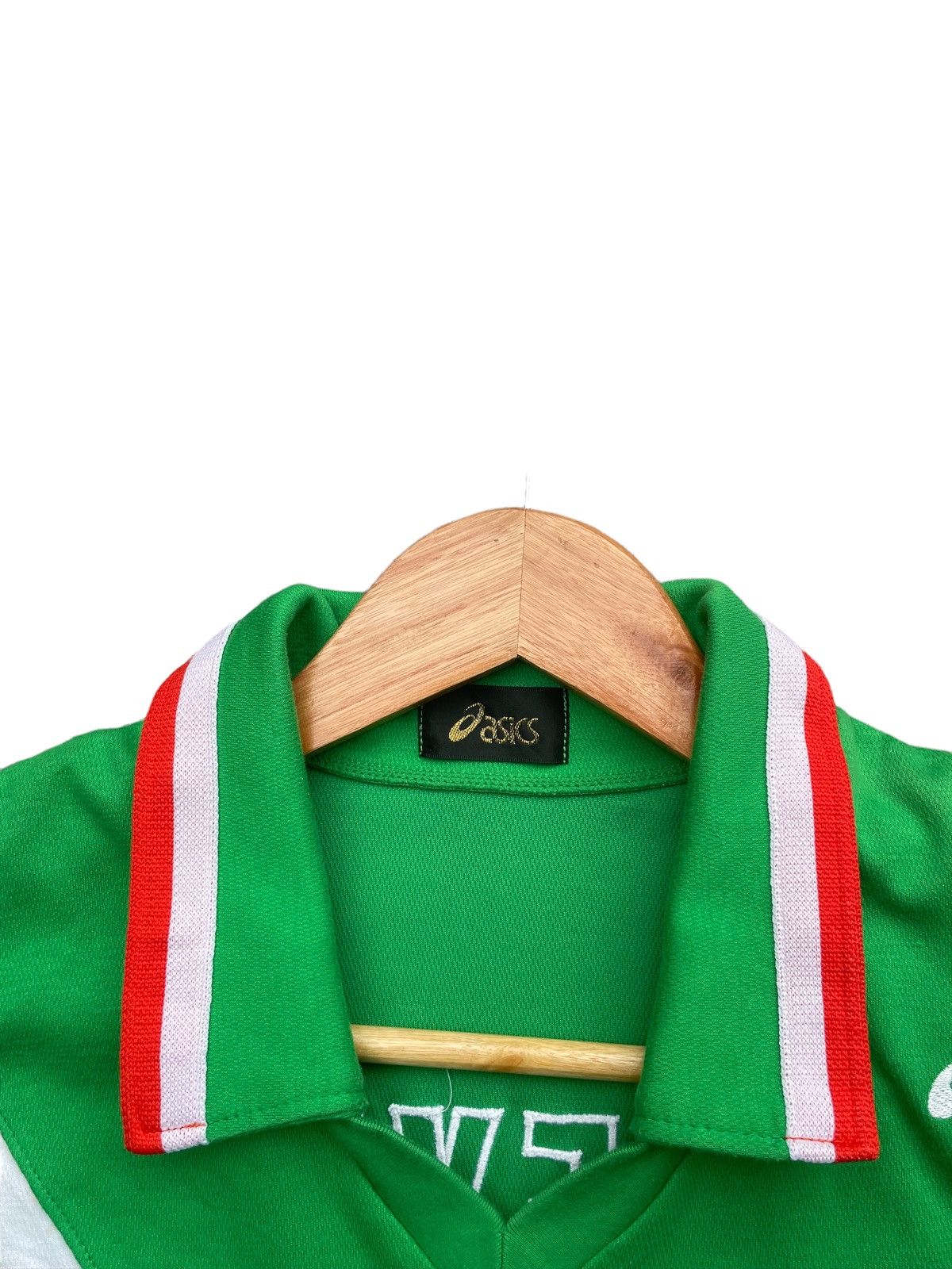 Asics Rare Vintage Asics Jersey Deadstock Size US M / EU 48-50 / 2 - 7 Thumbnail