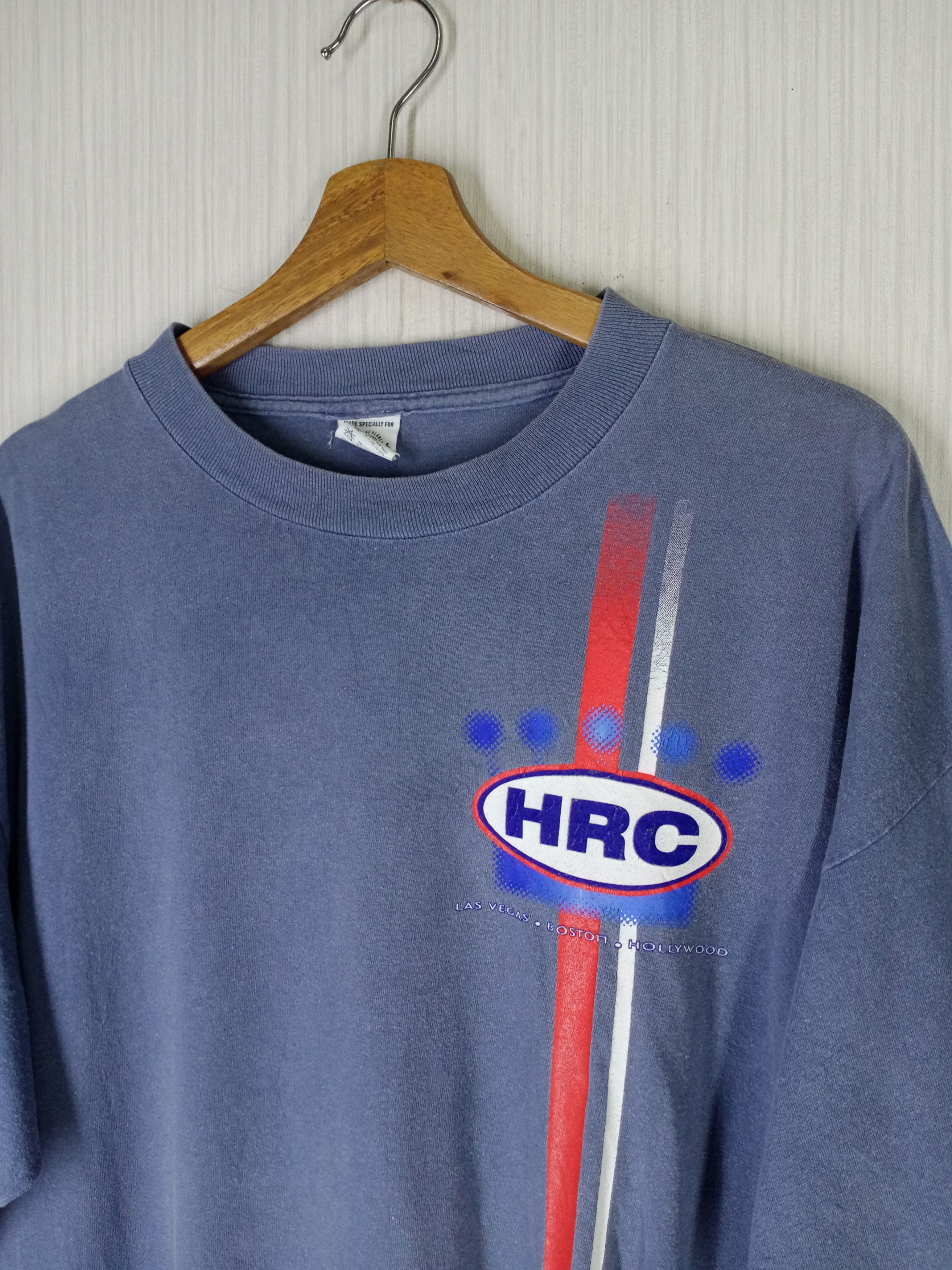 Hard Rock Cafe Rare Vintage 1997 Triple Crown Of Skateboarding Tshirt Size US XL / EU 56 / 4 - 5 Thumbnail