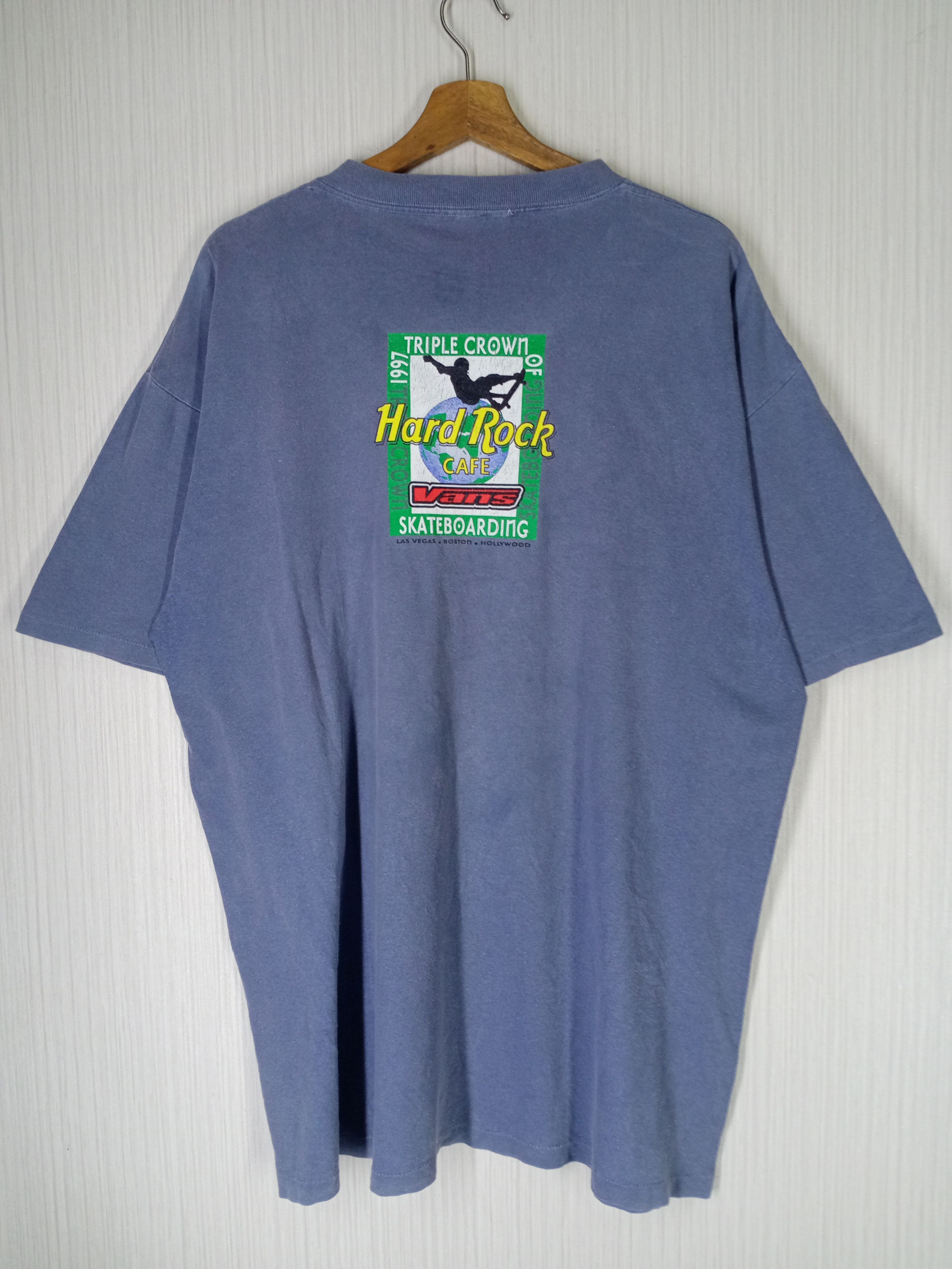Hard Rock Cafe Rare Vintage 1997 Triple Crown Of Skateboarding Tshirt Size US XL / EU 56 / 4 - 2 Thumbnail