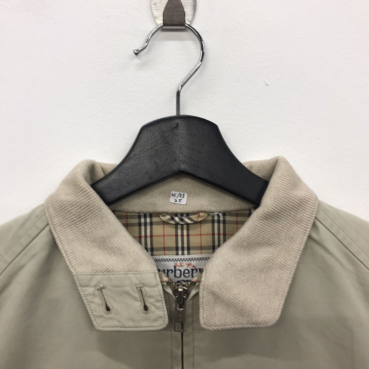 Burberry × Vintage Rare!! Vintage Burberrys Nova Chek Bomber Jacket Size US S / EU 44-46 / 1 - 3 Thumbnail