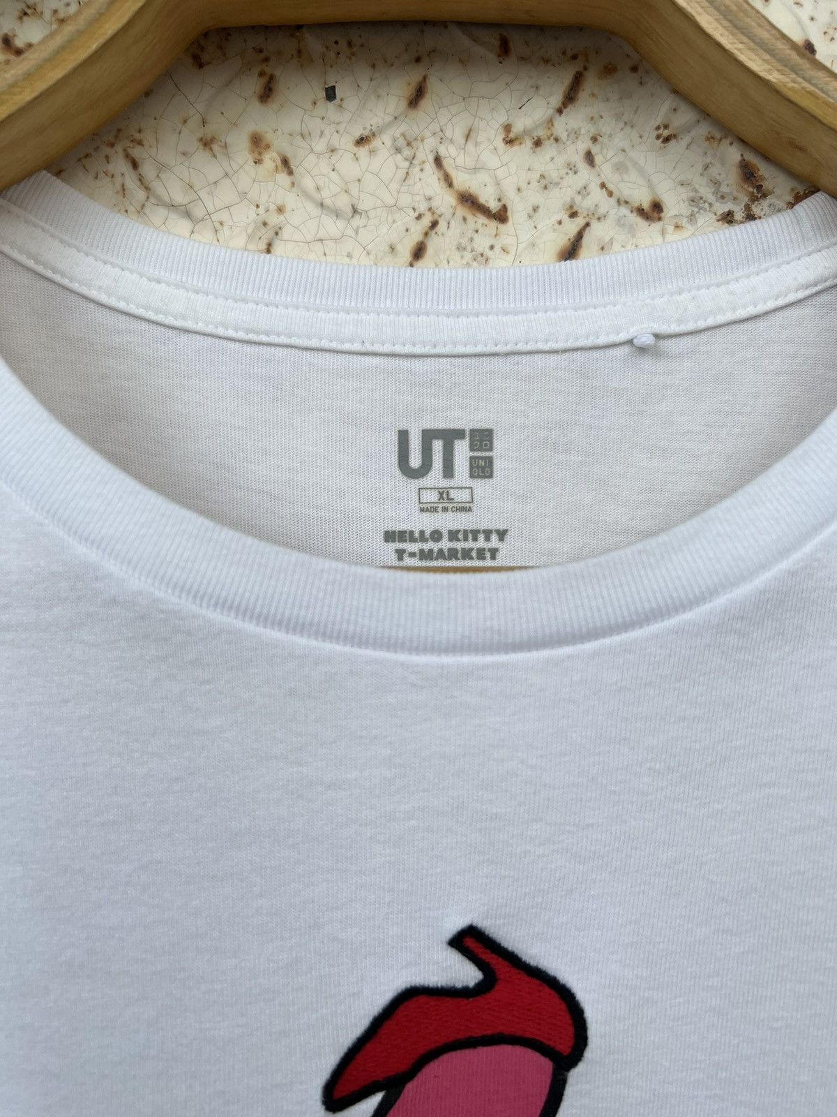 Anime 🔥FAST SALE🔥UNIQLO HELLO KITTY BY YUNI TOSHIDA TEE Size US XL / EU 56 / 4 - 9 Thumbnail