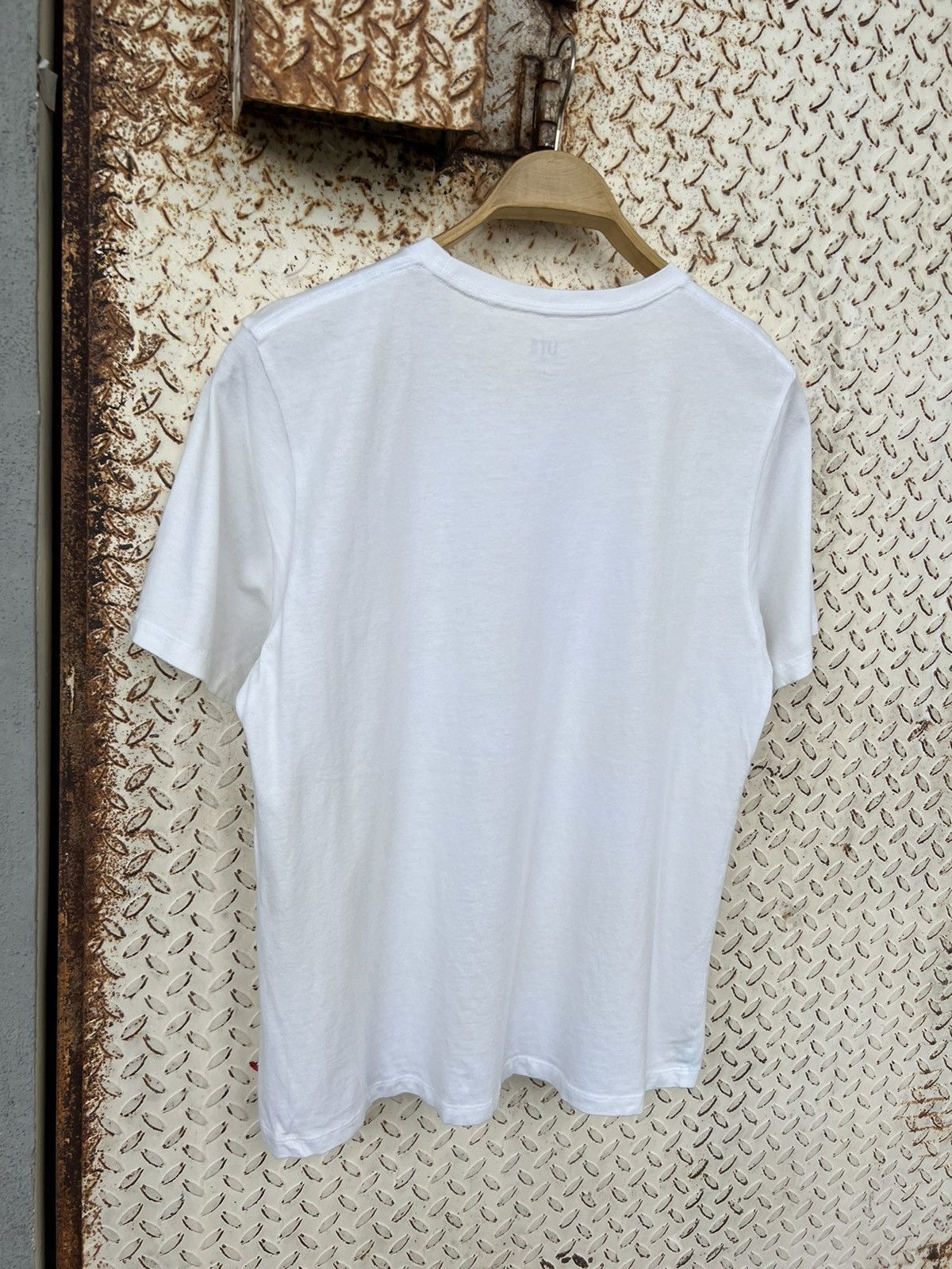Anime 🔥FAST SALE🔥UNIQLO HELLO KITTY BY YUNI TOSHIDA TEE Size US XL / EU 56 / 4 - 8 Thumbnail