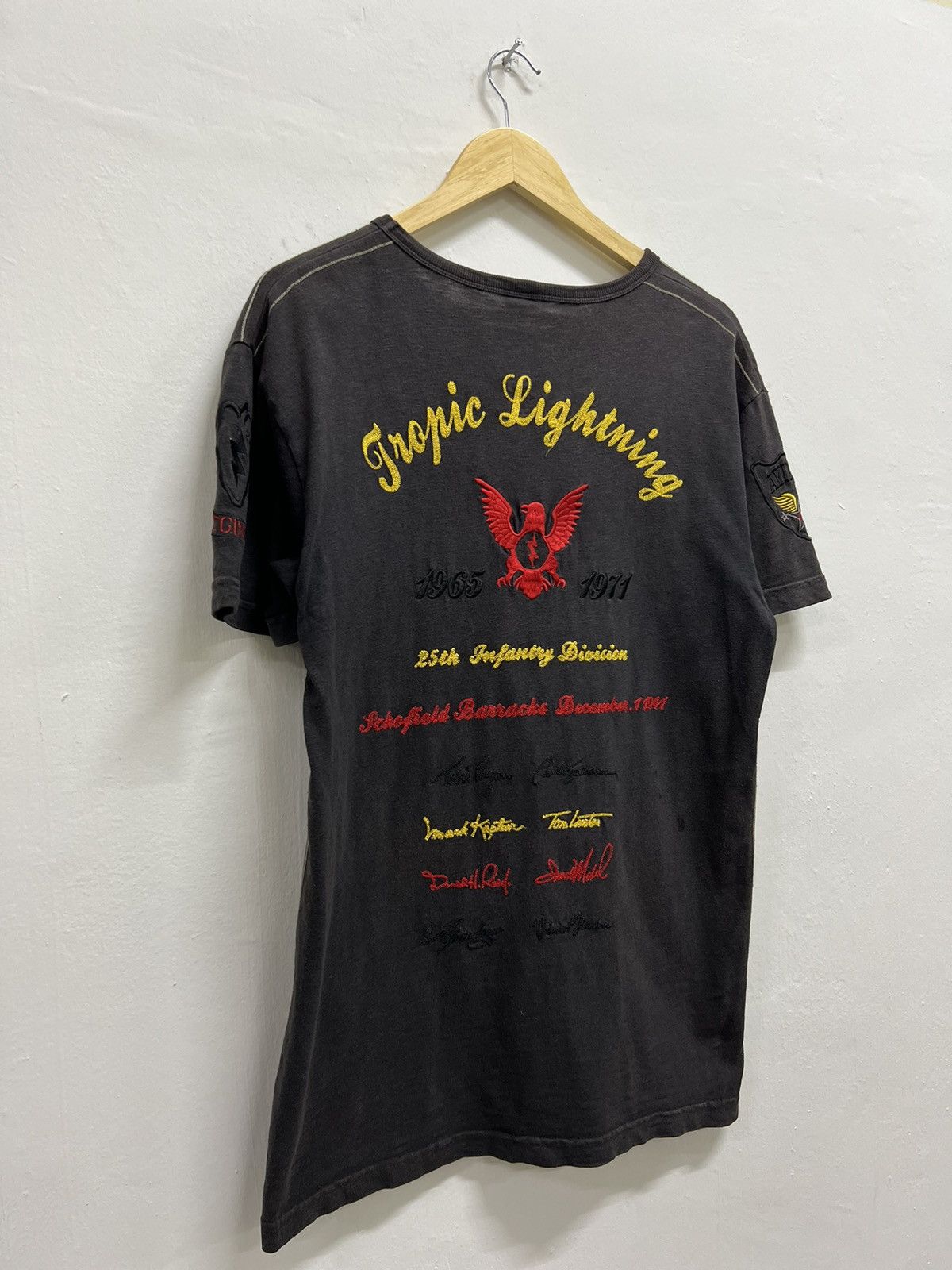 Avirex × Vintage AVIREX 25th INFANTRY DIVISION TROPIC LIGHTNING EMBROIDERED Size US M / EU 48-50 / 2 - 6 Thumbnail