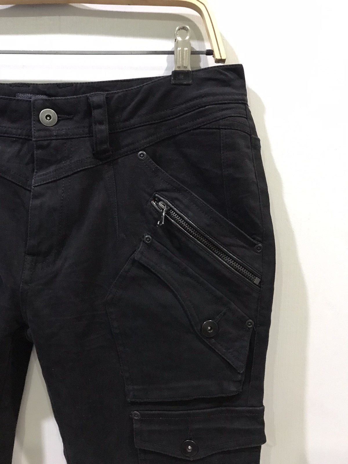 Japanese Brand BLACKVARIA Japan Punk Tactical 8 Pockets Cargo Skinny Pant Size US 33 - 2 Thumbnail