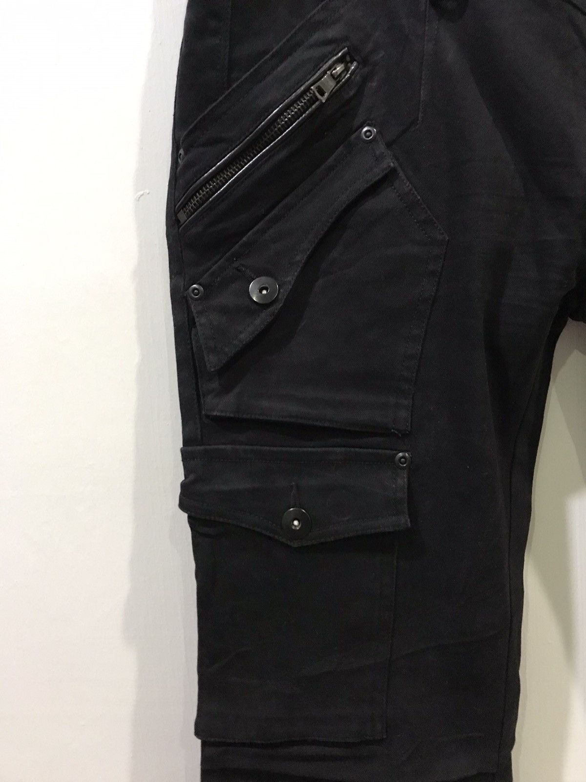 Japanese Brand BLACKVARIA Japan Punk Tactical 8 Pockets Cargo Skinny Pant Size US 33 - 5 Thumbnail