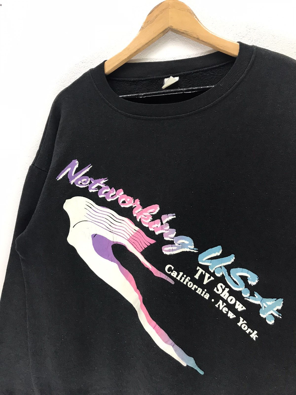 Vintage Vintage Networking USA Tv Show New York Sweatshirt Size US M / EU 48-50 / 2 - 5 Thumbnail