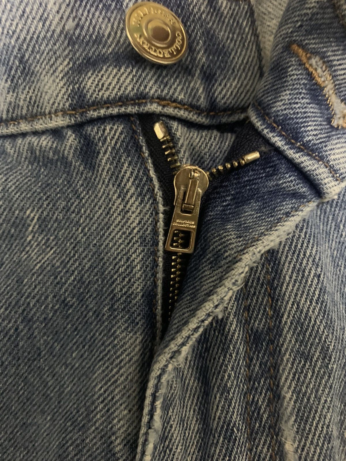Tommy Hilfiger Y2K Tommy Hilfiger Acid Wash Distressed Jeans Made in Italy Size US 29 - 5 Thumbnail