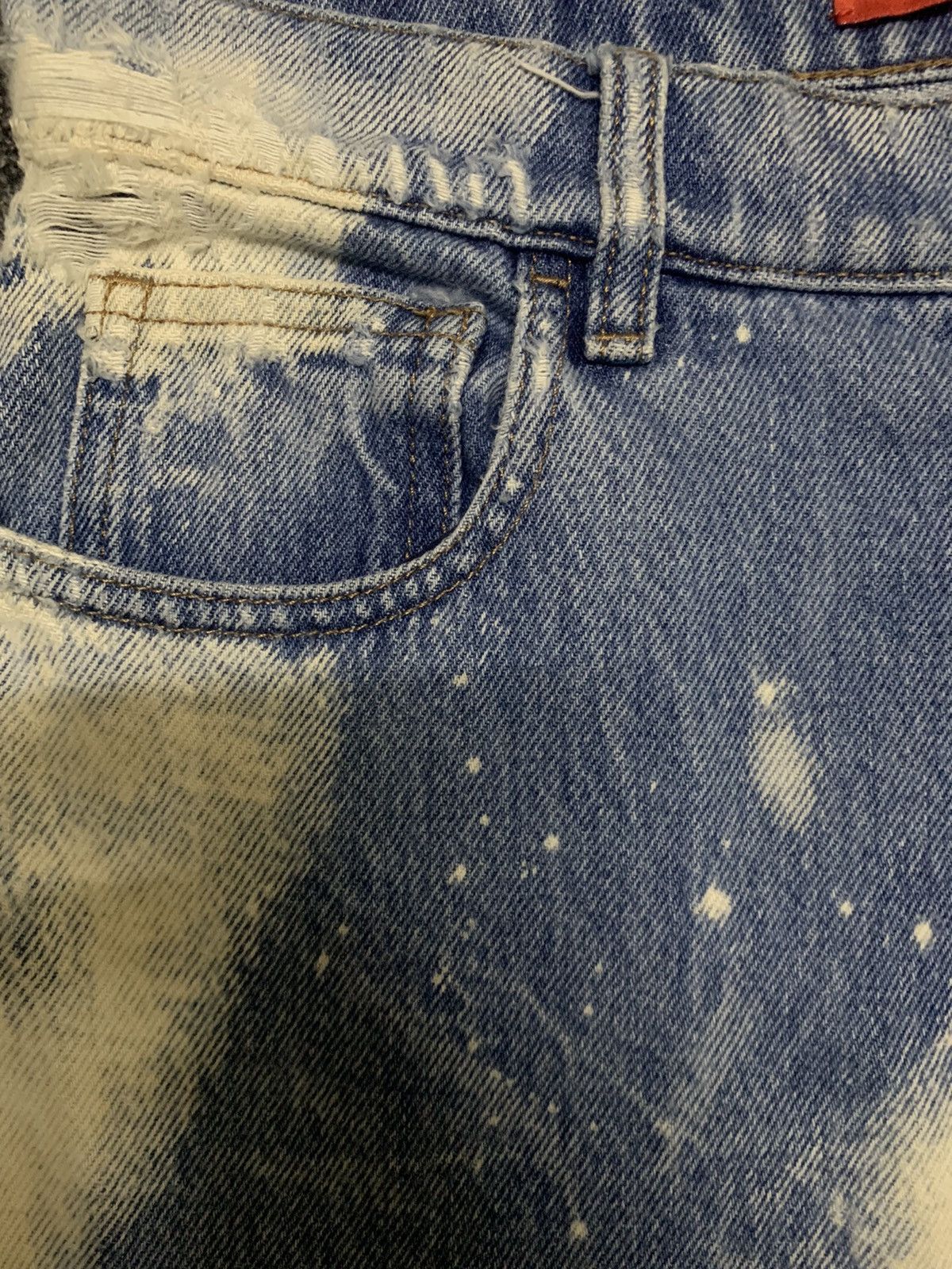 Tommy Hilfiger Y2K Tommy Hilfiger Acid Wash Distressed Jeans Made in Italy Size US 29 - 6 Thumbnail
