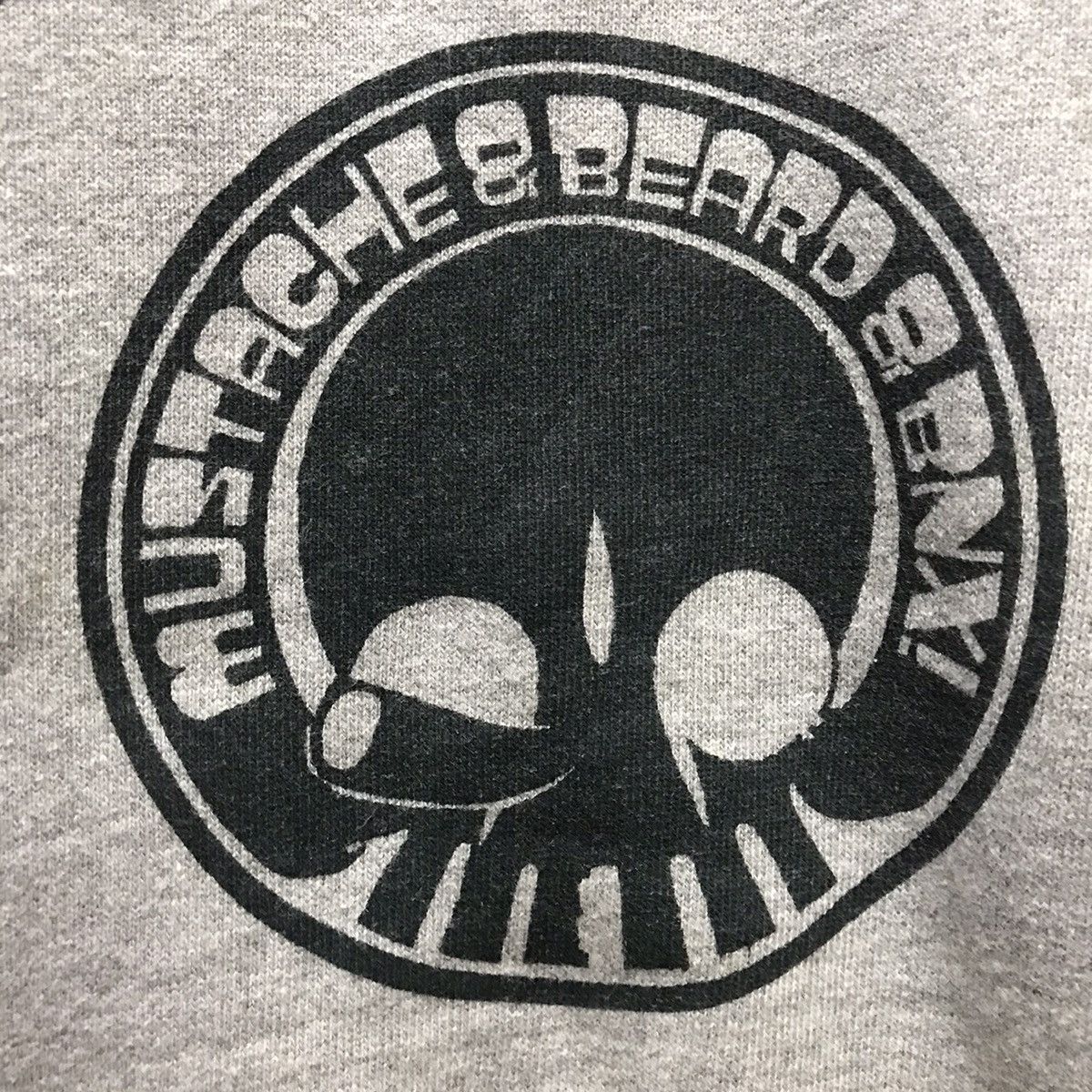 Japanese Brand × Vintage Vintage Mustache Beard Sweatshirt Crew Neck Size US M / EU 48-50 / 2 - 4 Thumbnail
