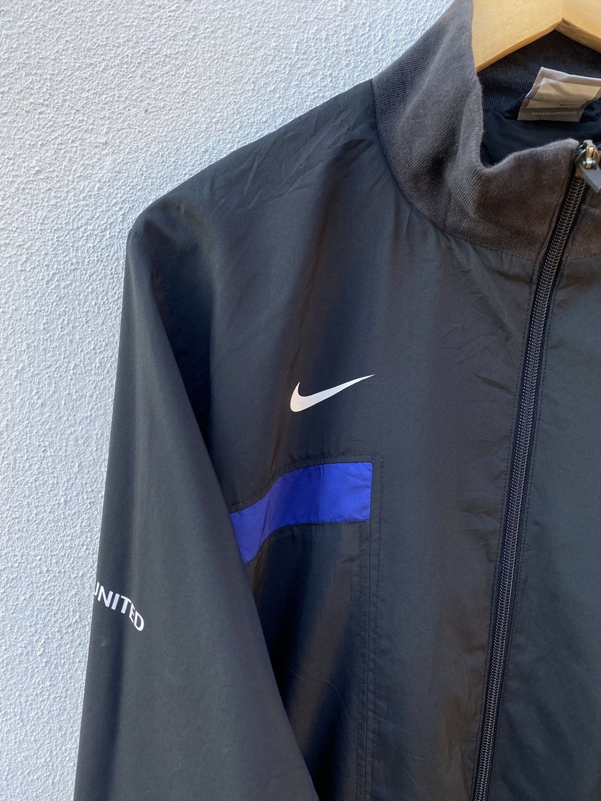 Nike Nike Manchester United AIG Windbraker Jacket Size US M / EU 48-50 / 2 - 3 Thumbnail