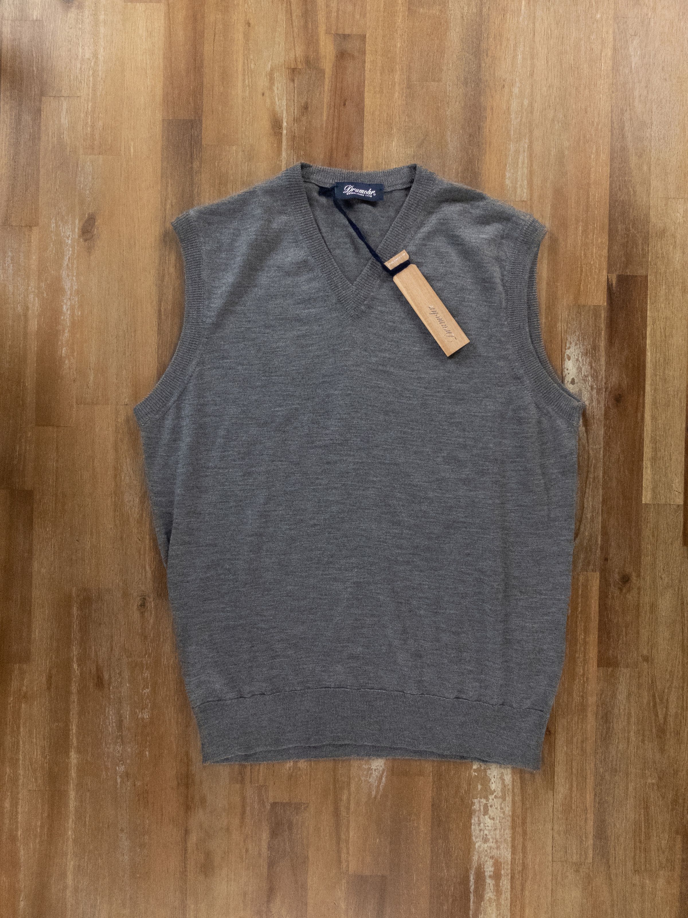 image of Drumohr Gray Cashmere Knit Vest Sweater 50 Large NWT in Grey, Men's