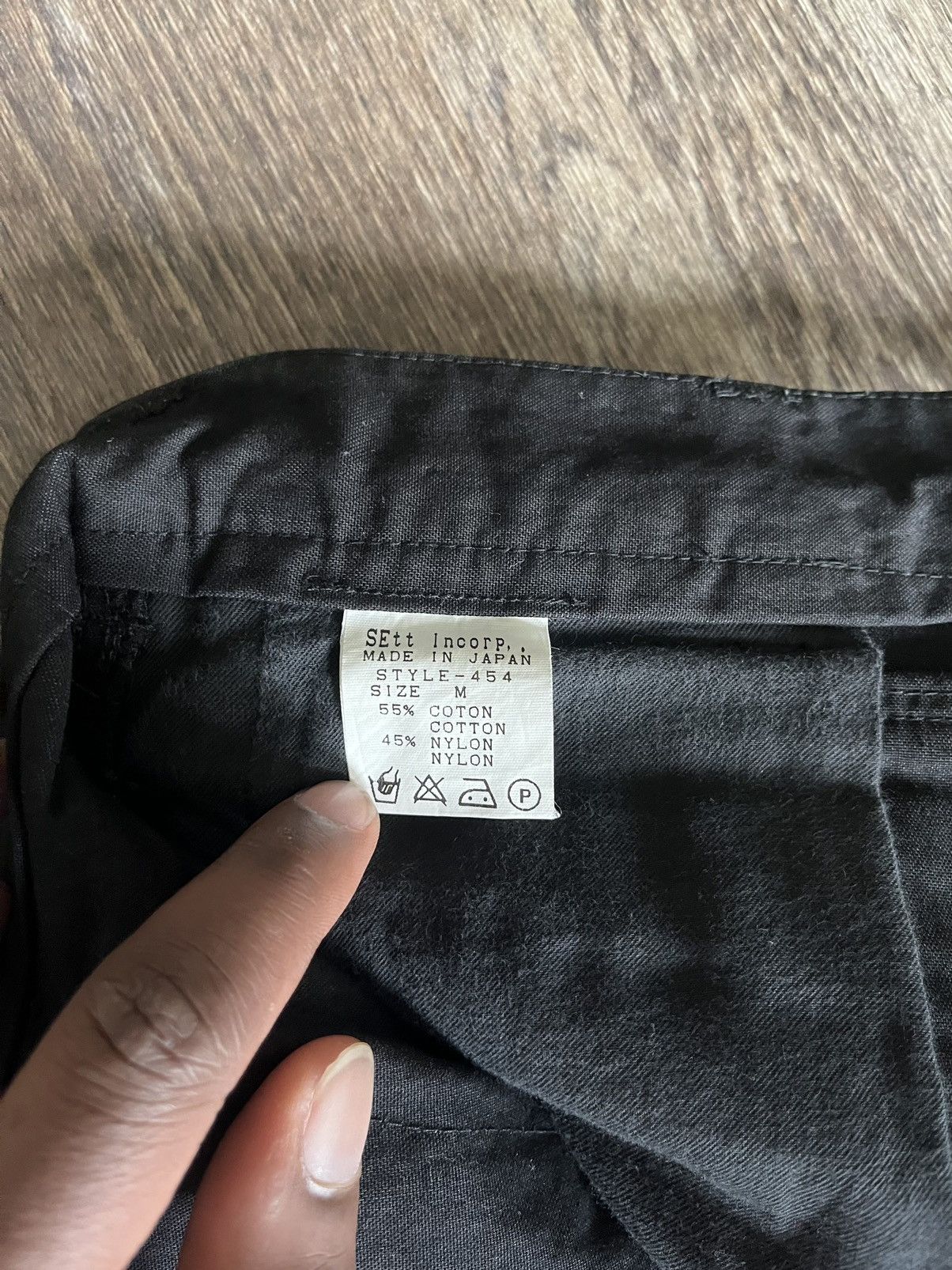 General Research GENERAL RESEARCH MULTI-POCKET CARGO SHORTS - 1999 Size US 30 / EU 46 - 10 Thumbnail