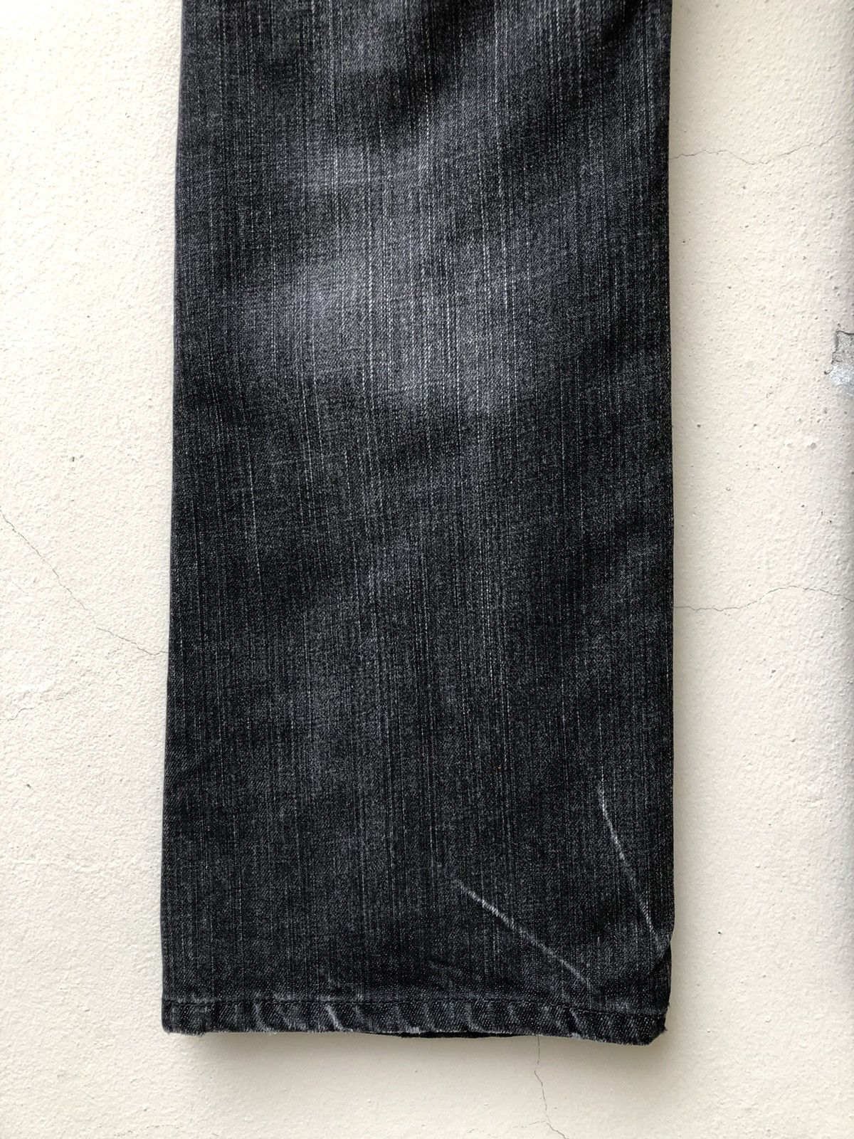 Lounge Lizard Blutenblatt Japan Distressed Denim Flare Jeans Size US 31 - 19 Thumbnail