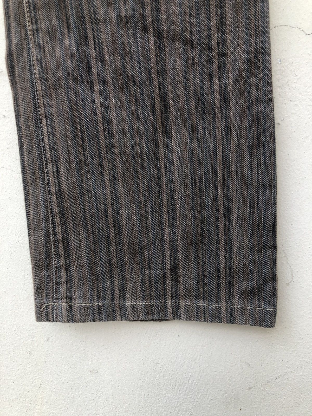 Tete Homme TETE HOMME Japan Stretchable Striped Flare Jeans Size US 30 / EU 46 - 14 Thumbnail