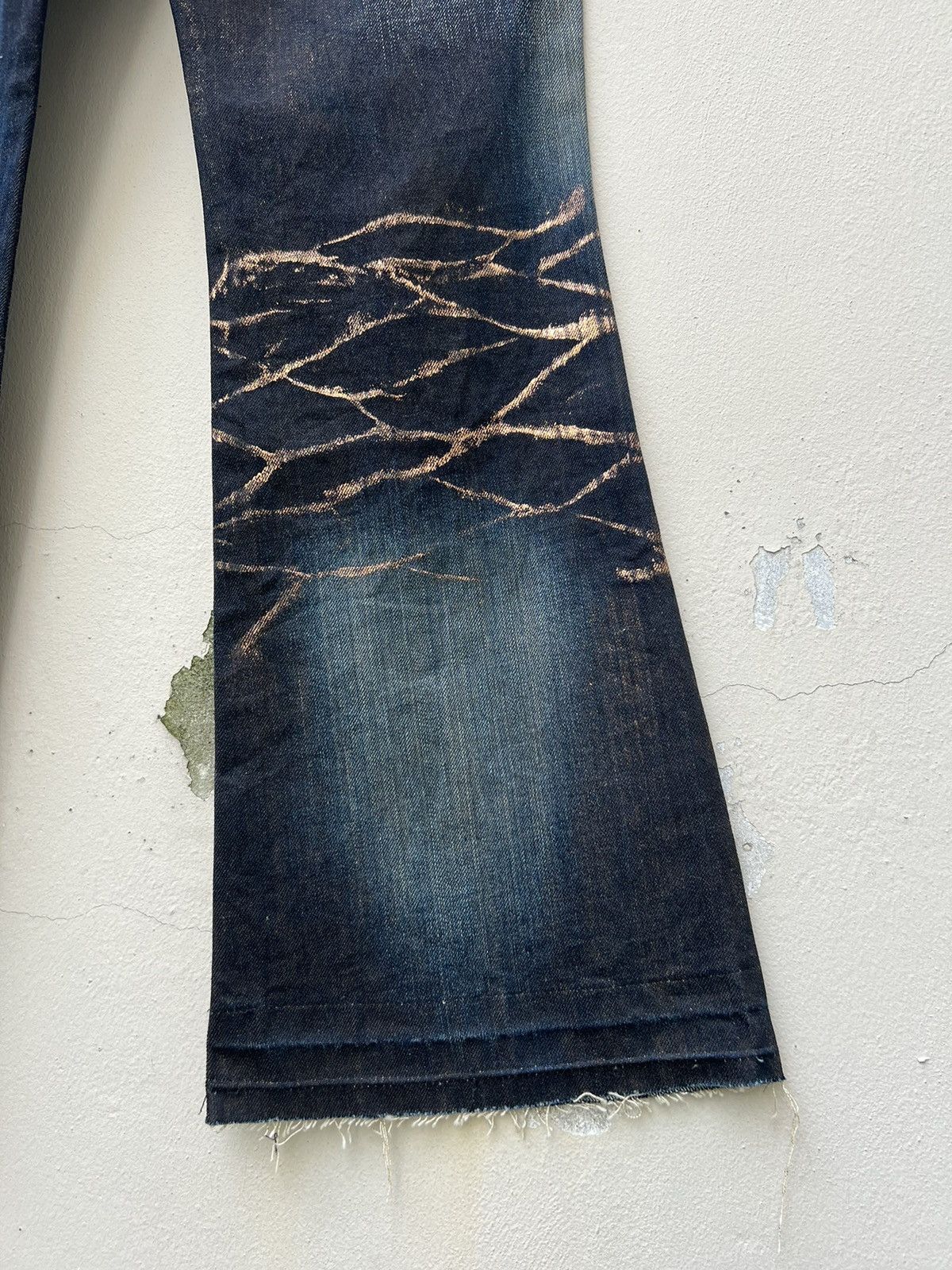 Tornado Mart Vintage Tornado Mart Japan Waxed Denim Flare Jeans Size US 31 - 17 Thumbnail
