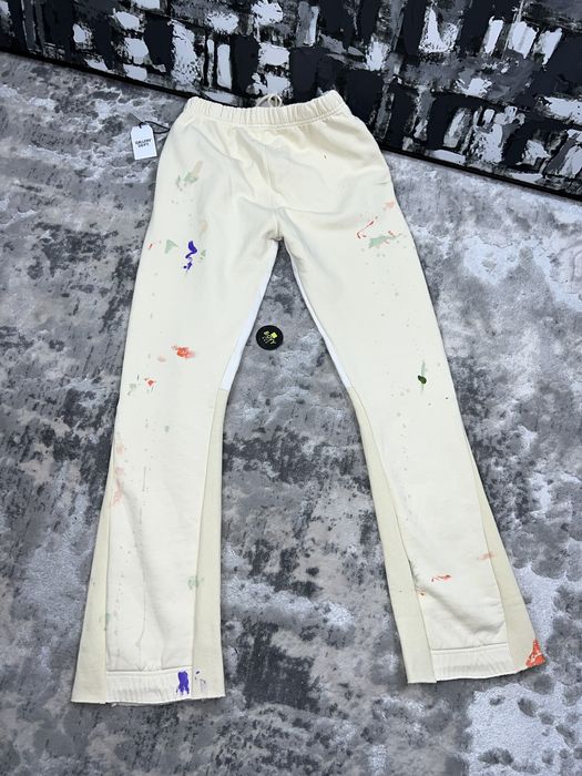 Gallery Dept. Painted Flared Sweatpants Cream