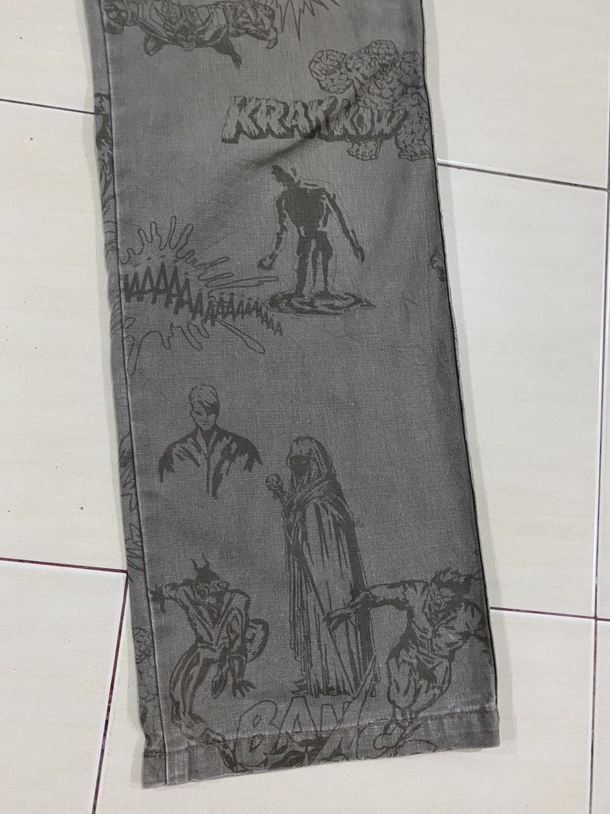 ABAHOUSE × Japanese Brand × Marvel Comics Abahouse full print marvel characters cargo pants size 32 Size US 32 / EU 48 - 6 Thumbnail