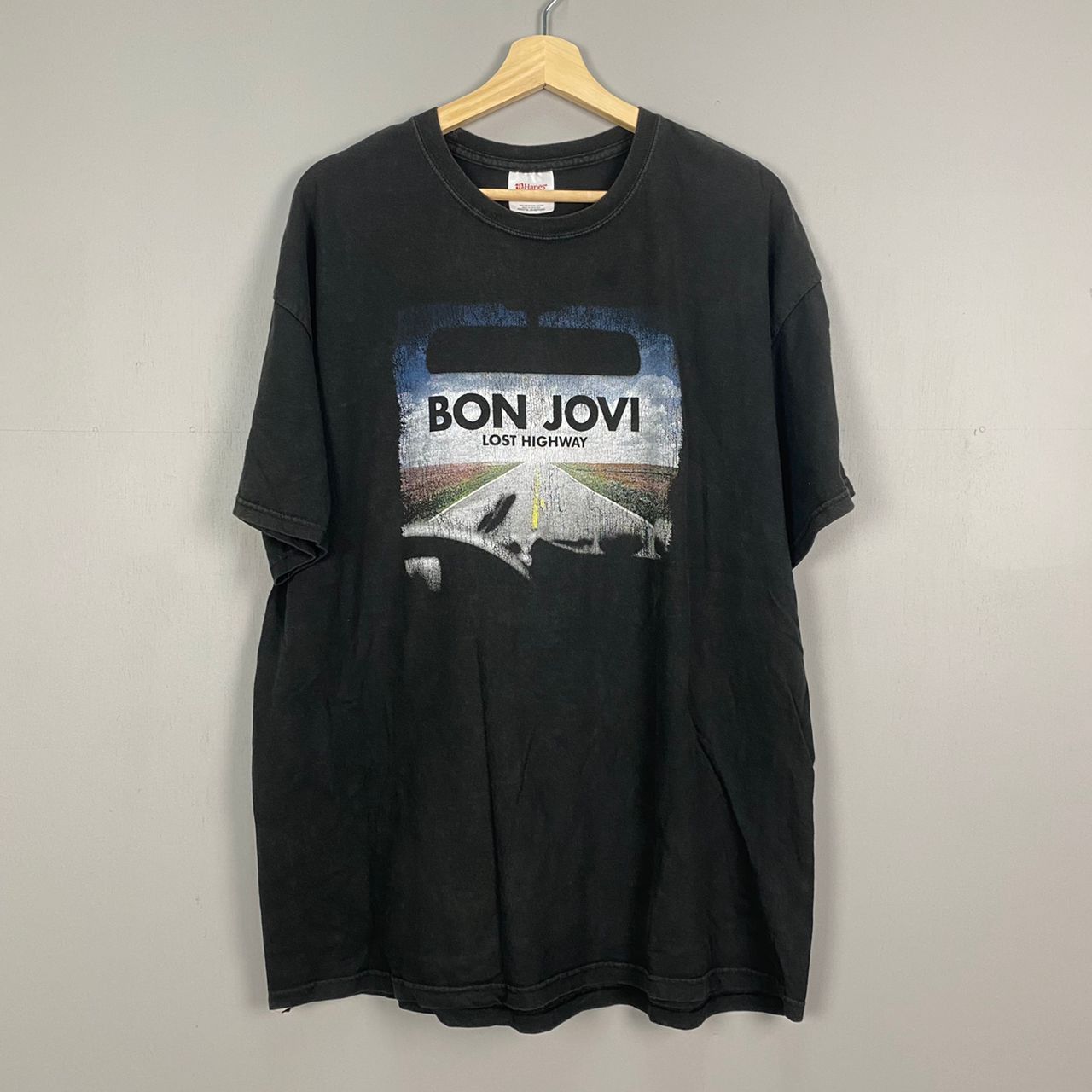 VINTAGE Y2K🔥BON JOVI🔥LOST HIGHWAYS TOUR BAND TEE