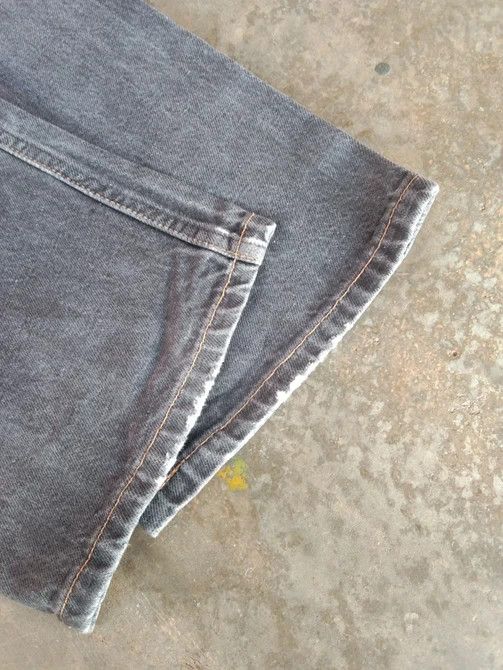 Levi's Vintage Levi's 501 Grey Distressed Jeans 36x30 Size US 36 / EU 52 - 3 Thumbnail