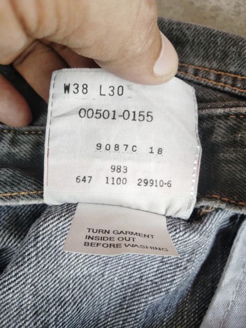Levi's Vintage Levi's 501 Grey Distressed Jeans 36x30 Size US 36 / EU 52 - 11 Thumbnail
